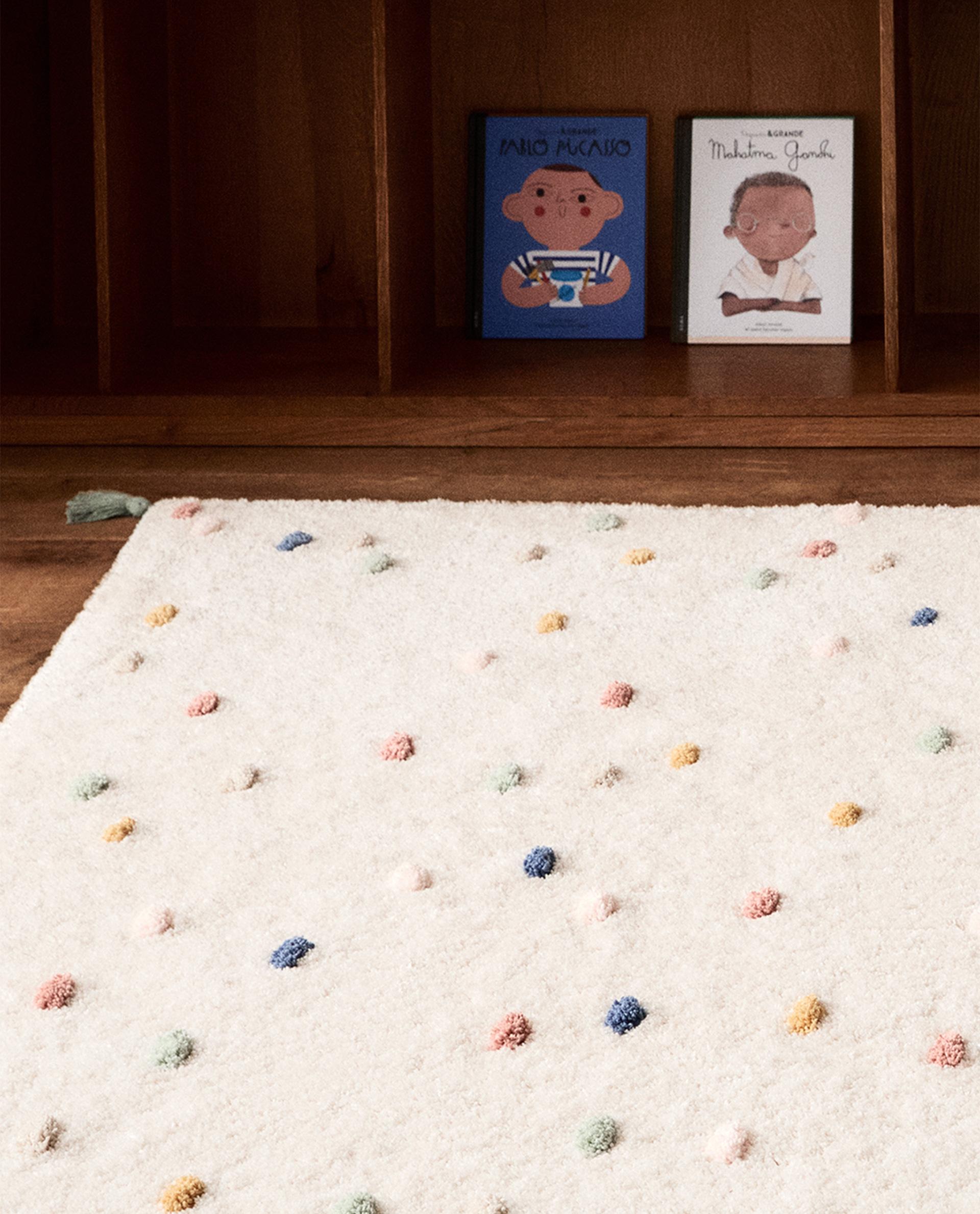 キッズ マルチカラーポルカドット コットンラグ | Zara Home 日本/Japan