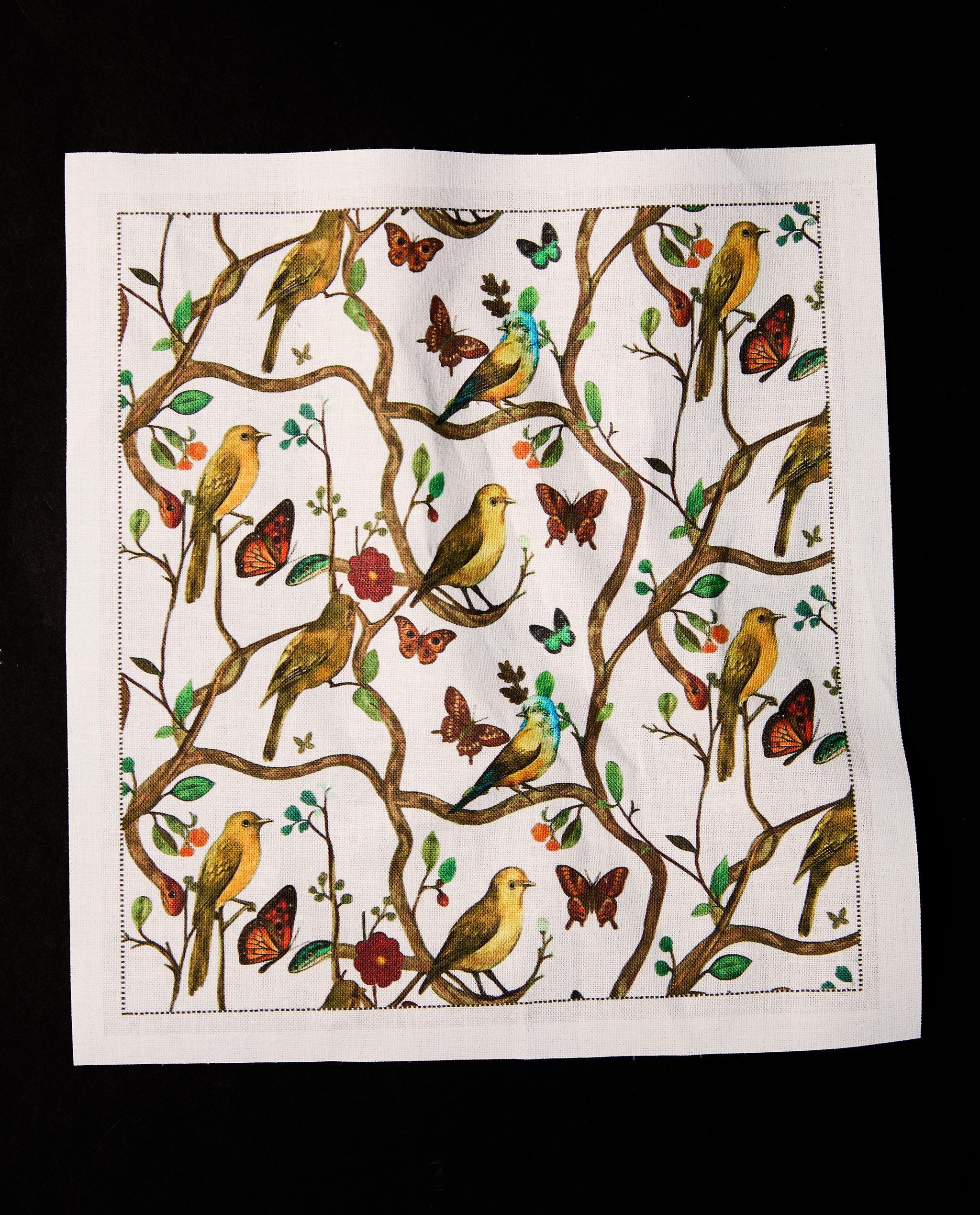 PACK OF BIRD PRINT NAPKINS (PACK OF 20) | MARISA BERENSON product thumbnail 8