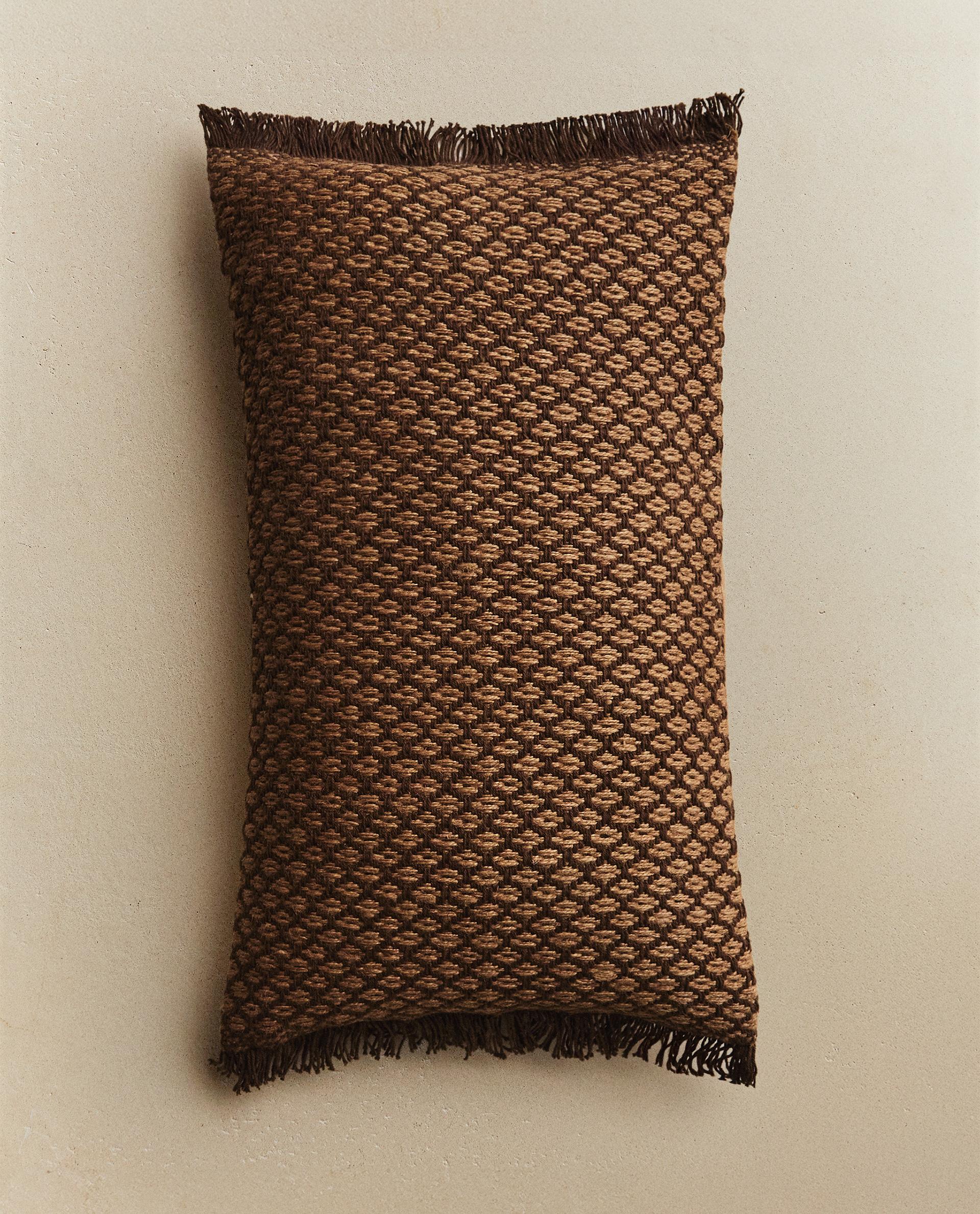 ZARA HOME新品タグ付エコファークッションカバー中綿あり2点セット フェイクファー クッションカバー | Zara Home 日本⁄Japan