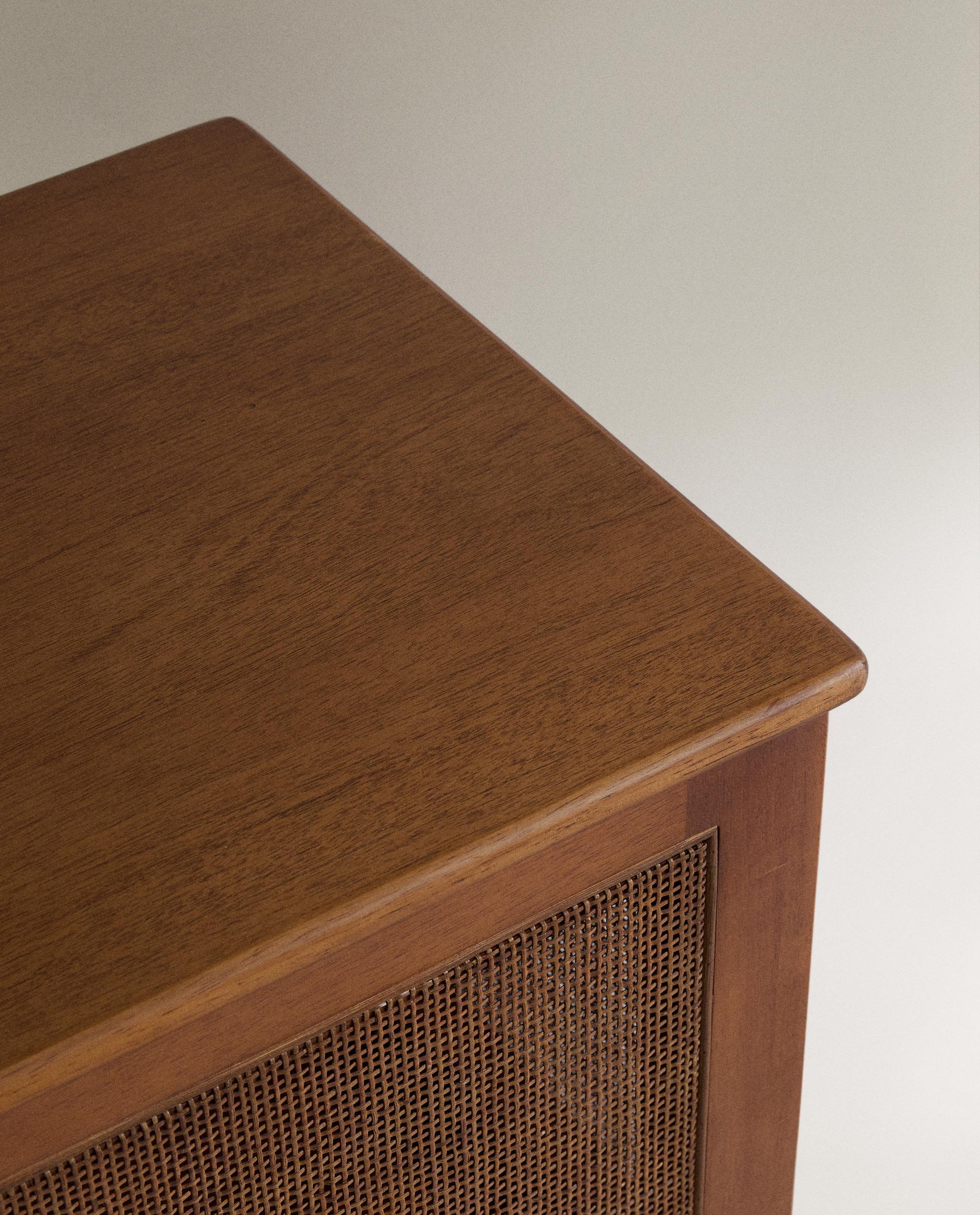WOOD AND RATTAN BENCH AND SEAT CUSHION product thumbnail 5