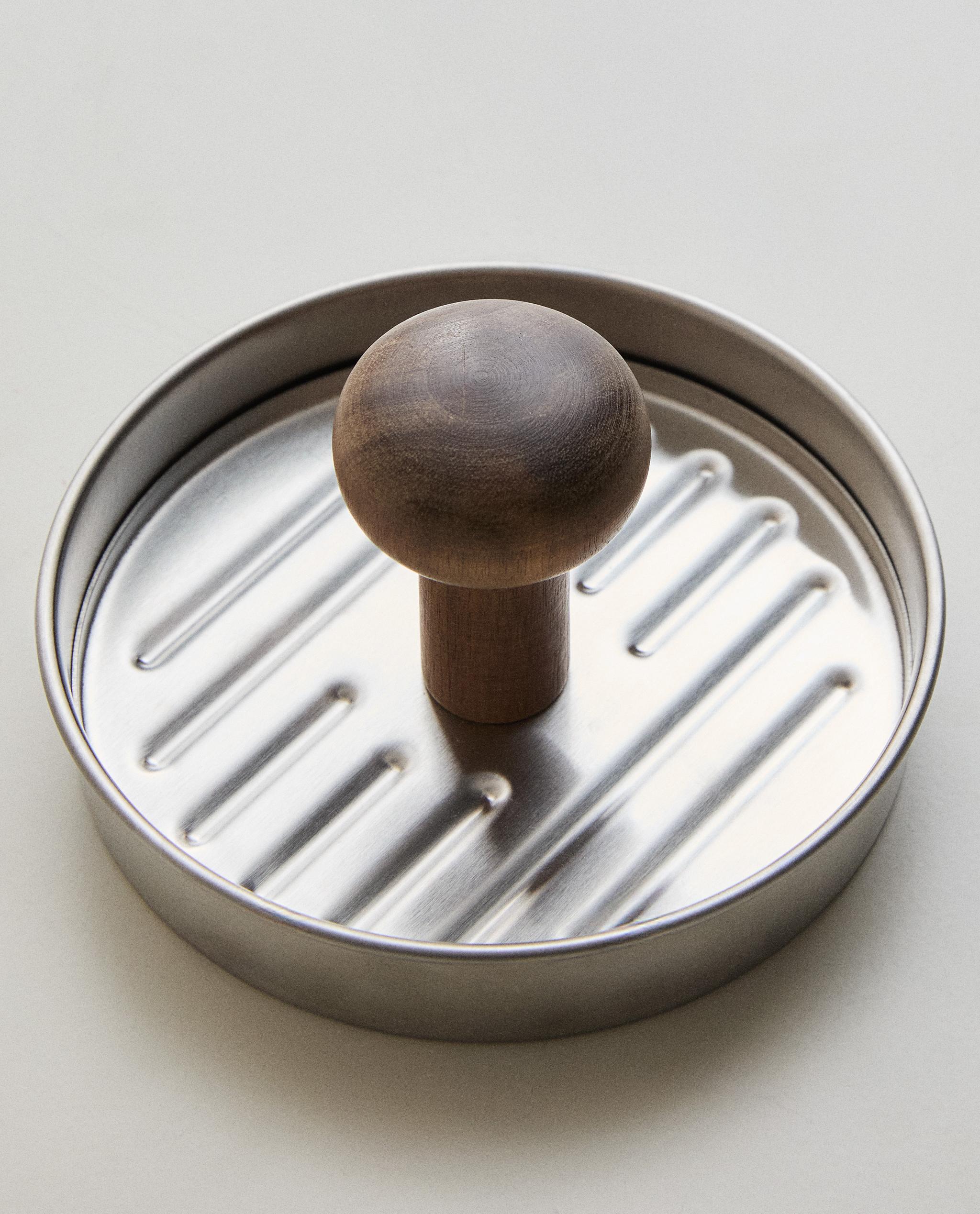 STEEL AND WOOD HAMBURGER MOULD product thumbnail 8