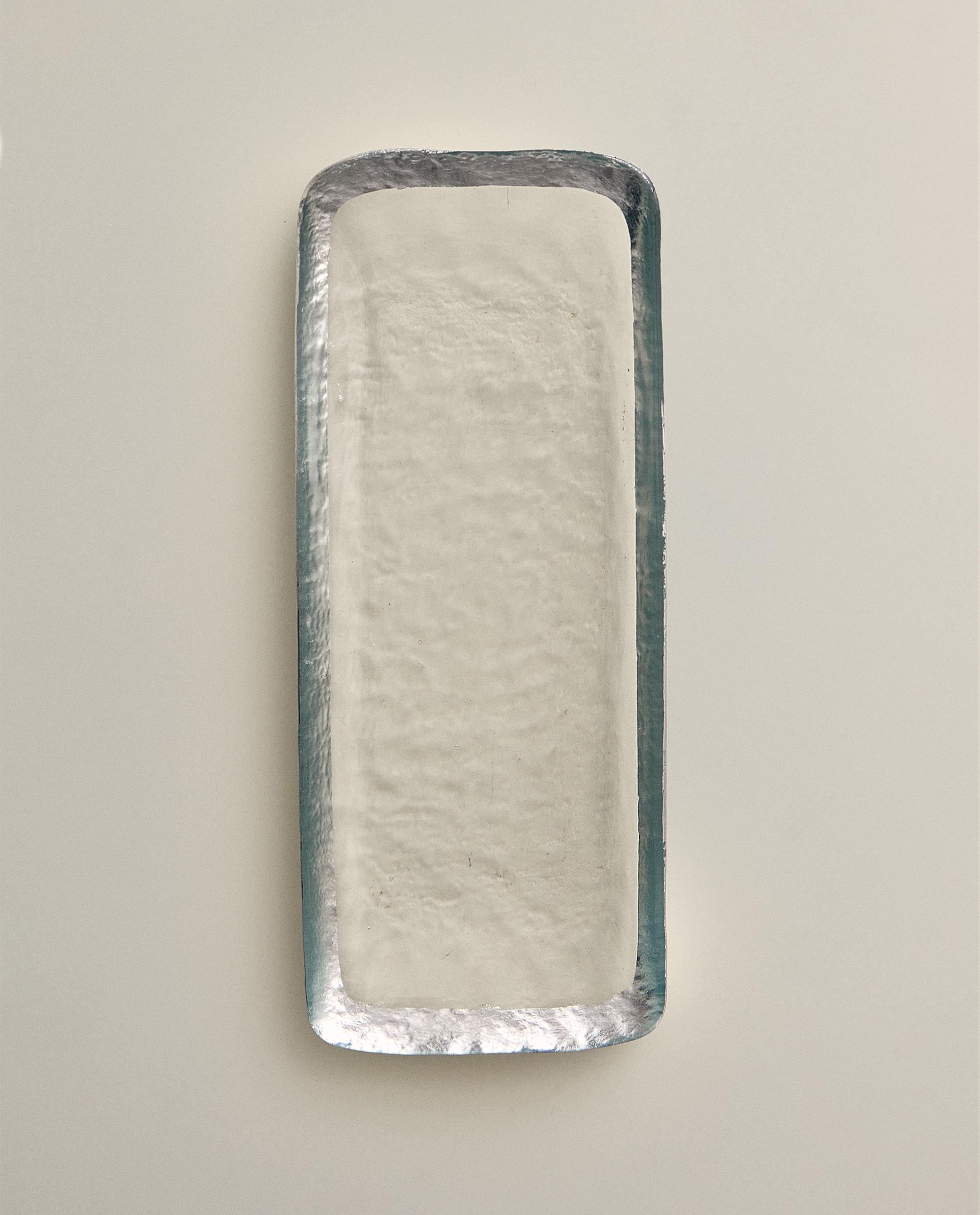 GLASS SERVING DISH WITH GOLD RIM GLASS SERVING DISH WITH GOLD RIM