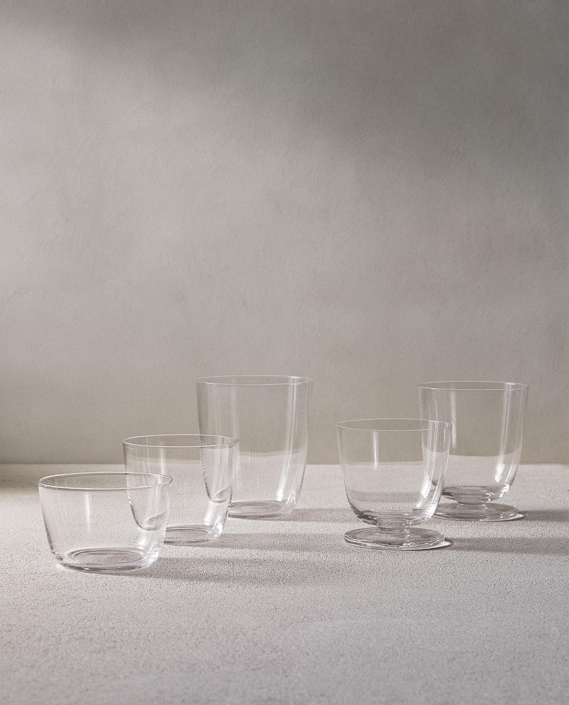 GLASSWARE 01