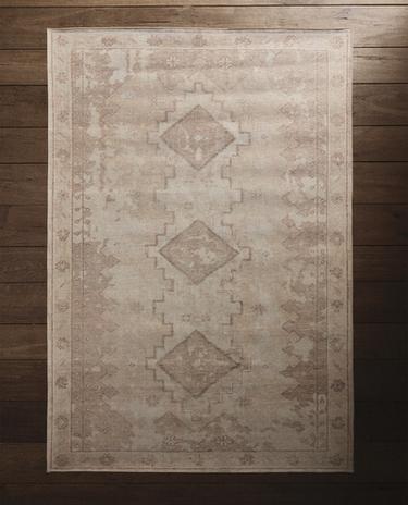 VINTAGE AREA RUG