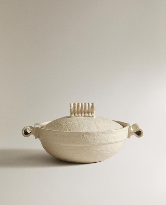CERAMIC INDIVIDUAL TUREEN CERAMIC INDIVIDUAL TUREEN