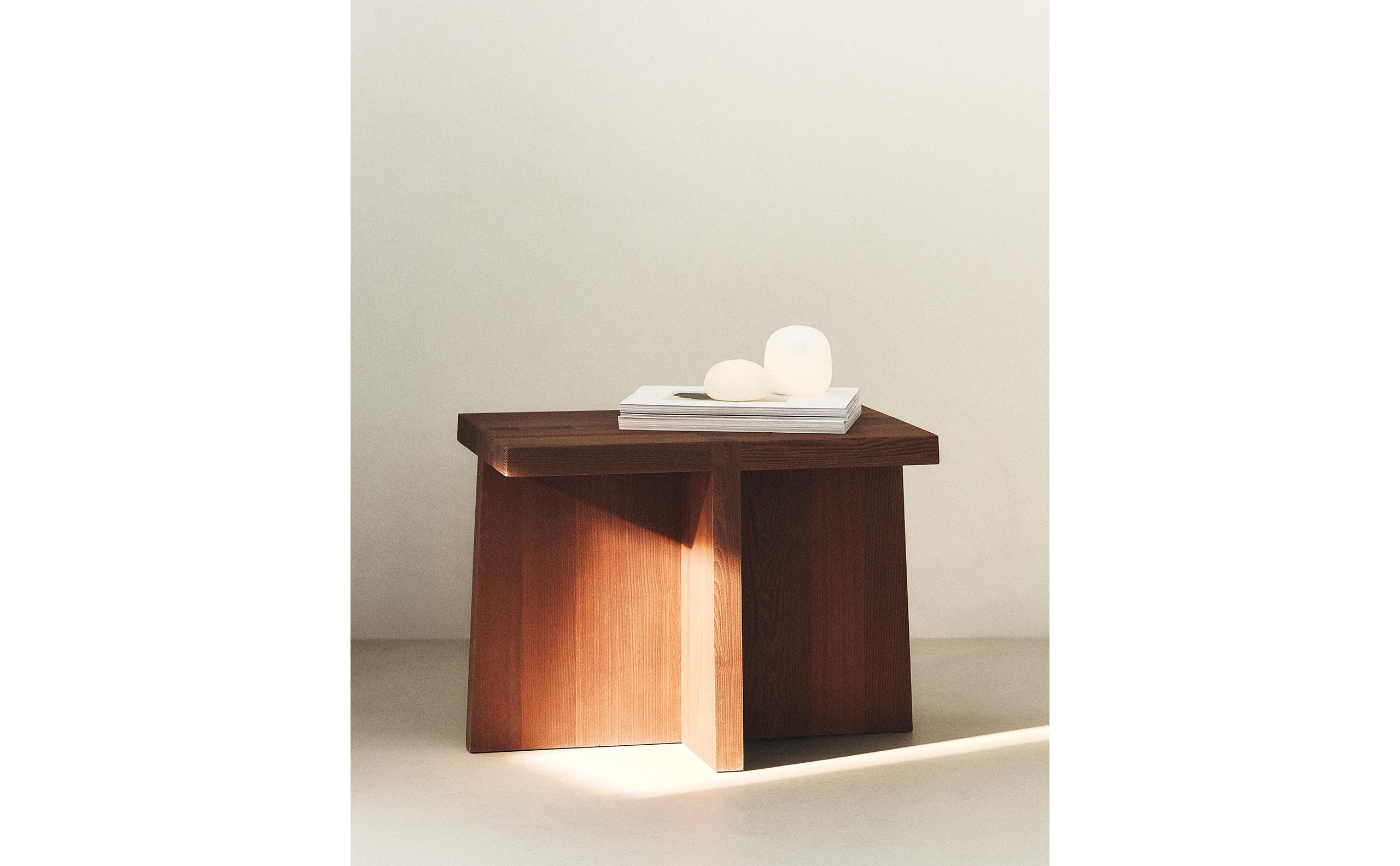 SIDETABLE 01 BY VINCENT VAN DUYSEN