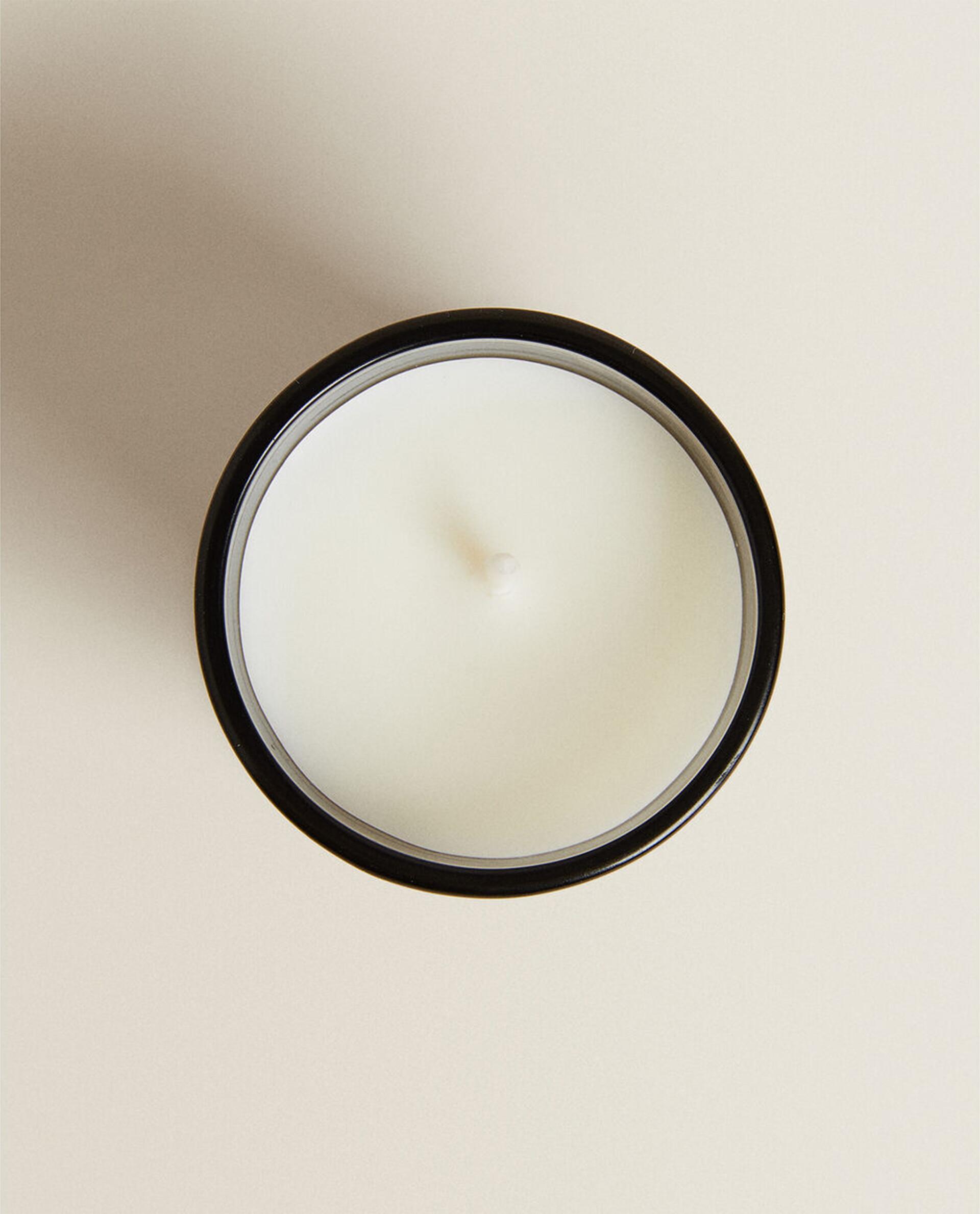 (150 G) ETERNAL MUSK SCENTED CANDLE product thumbnail 3