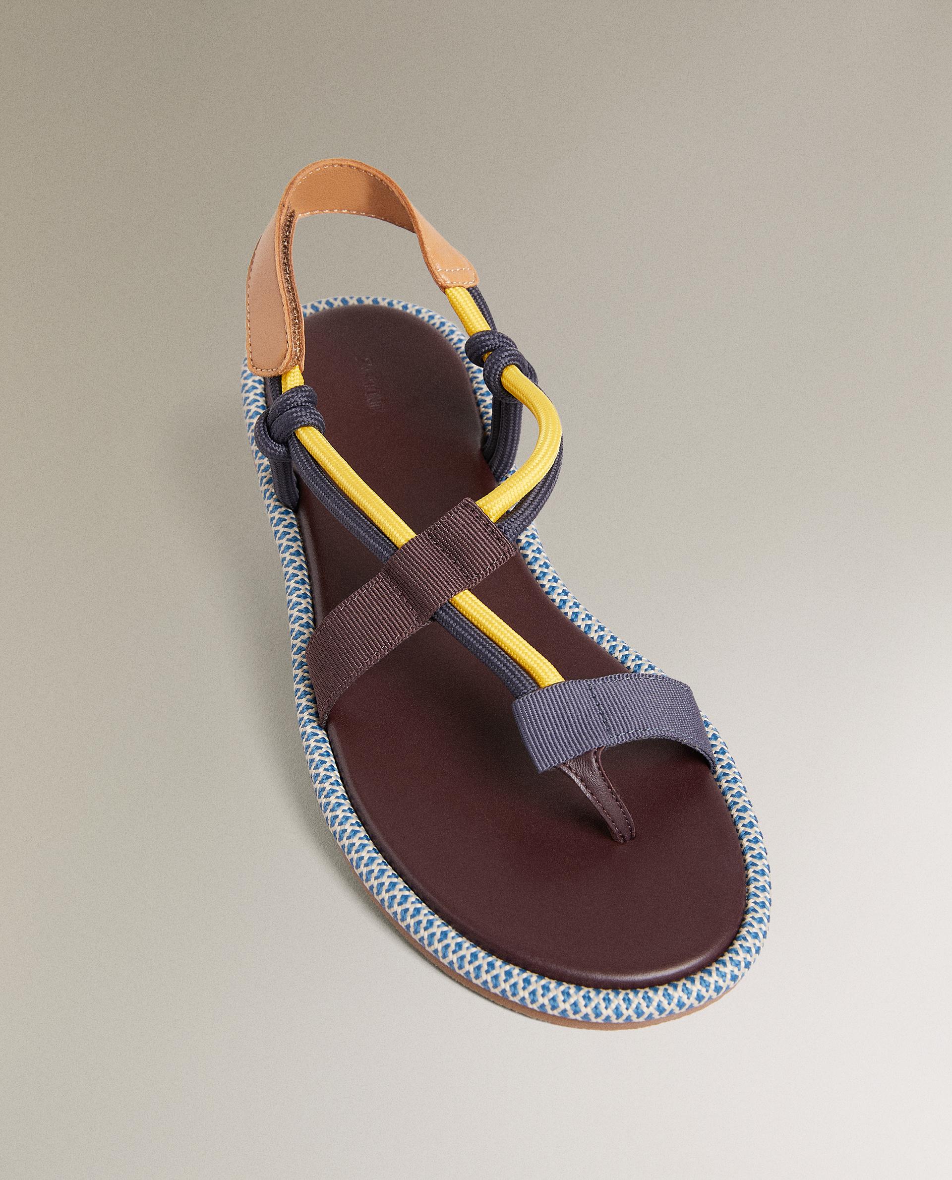 スペイン発送 ZARA ストラップ付きレザーサンダル 選べるカラー ストラップ付きサンダル レザー | Zara Home 日本/Japan