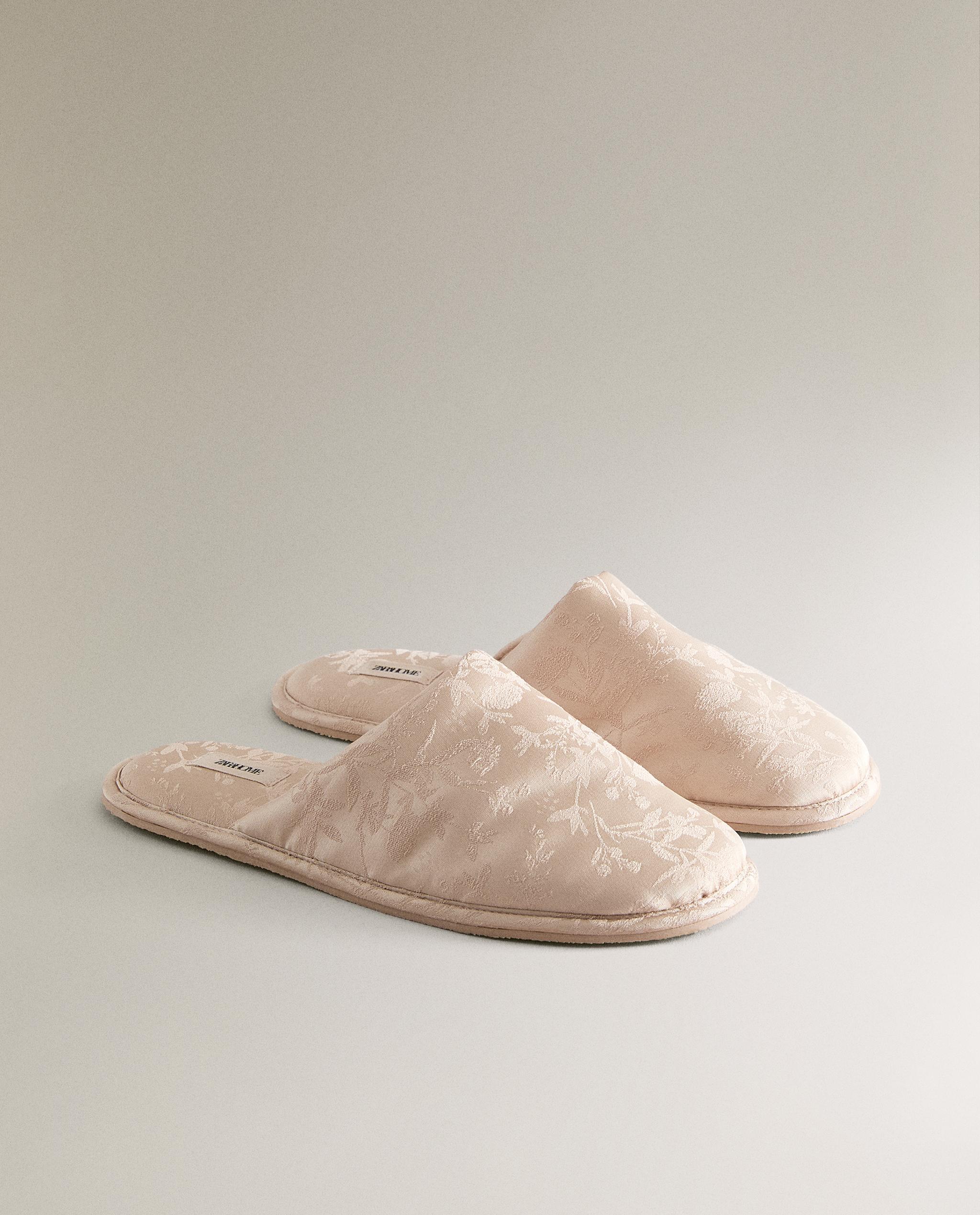 JACQUARD MULE SLIPPERS product thumbnail 10