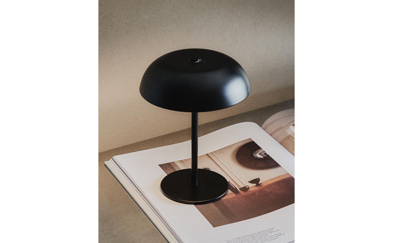 MONOCHROME TOUCH TABLE LAMP MONOCHROME TOUCH TABLE LAMP