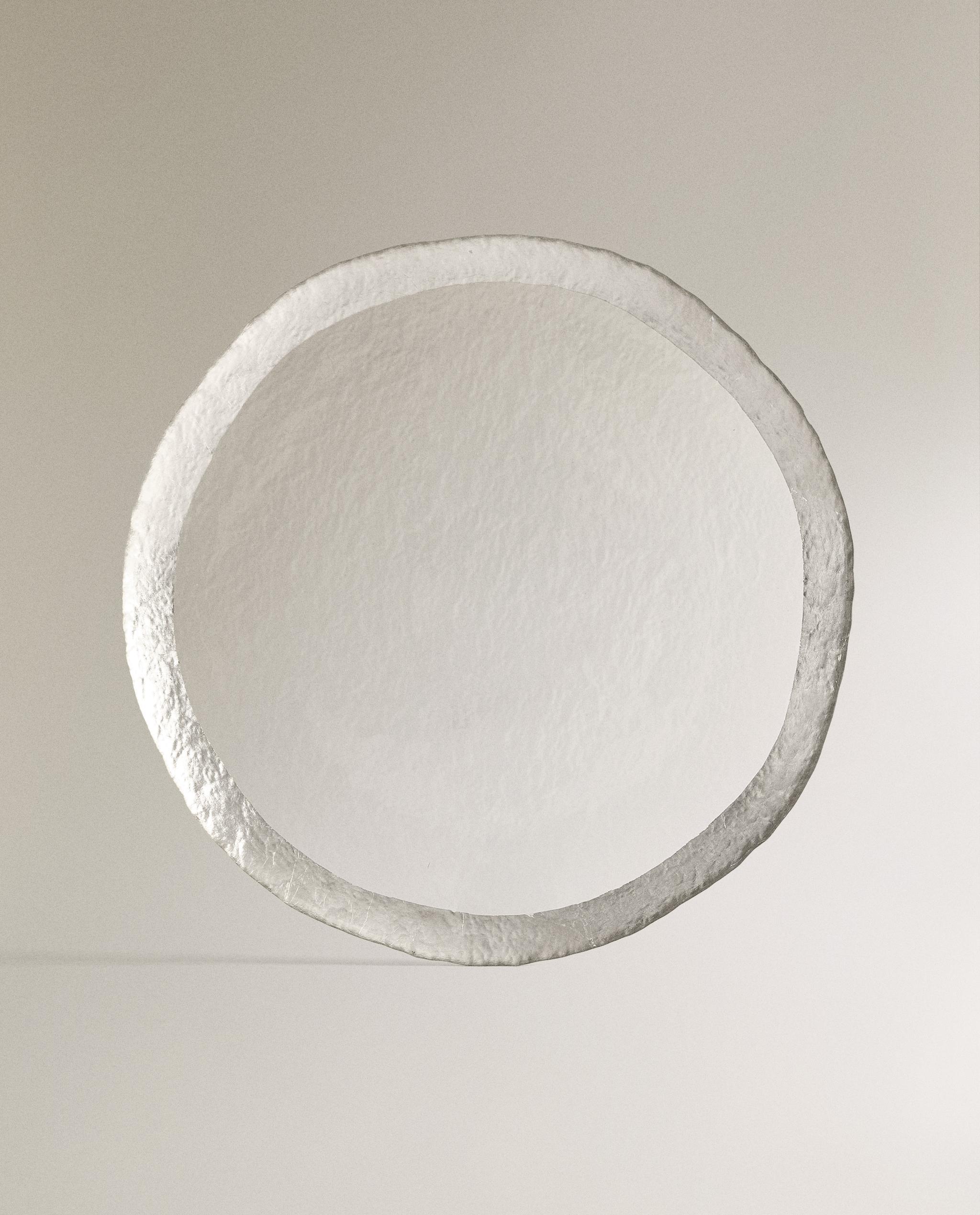 GLASS SERVICE PLATE WITH RIM product thumbnail 4