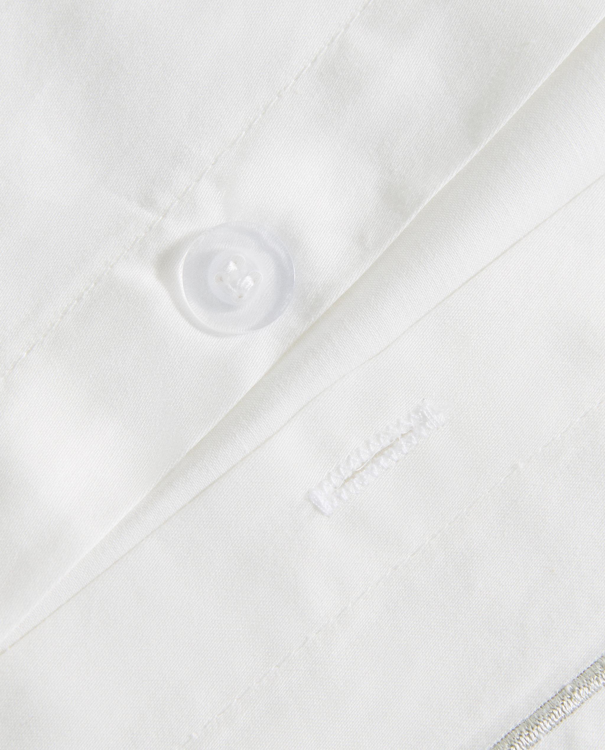 DUVET COVER WITH TWO EMBROIDERED DETAILS
