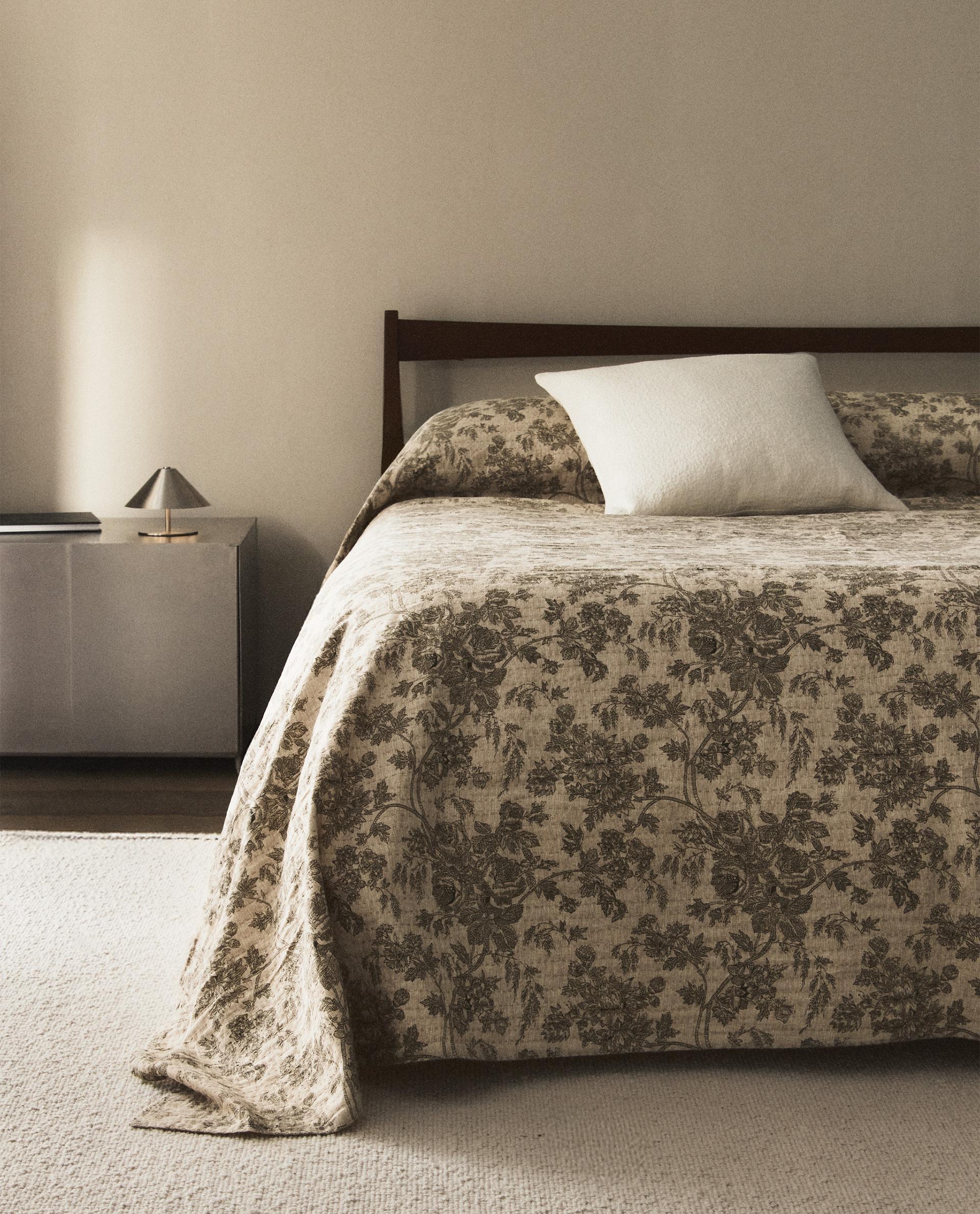 リネン レーストリム ベッドカバー | Zara Home 日本/Japan