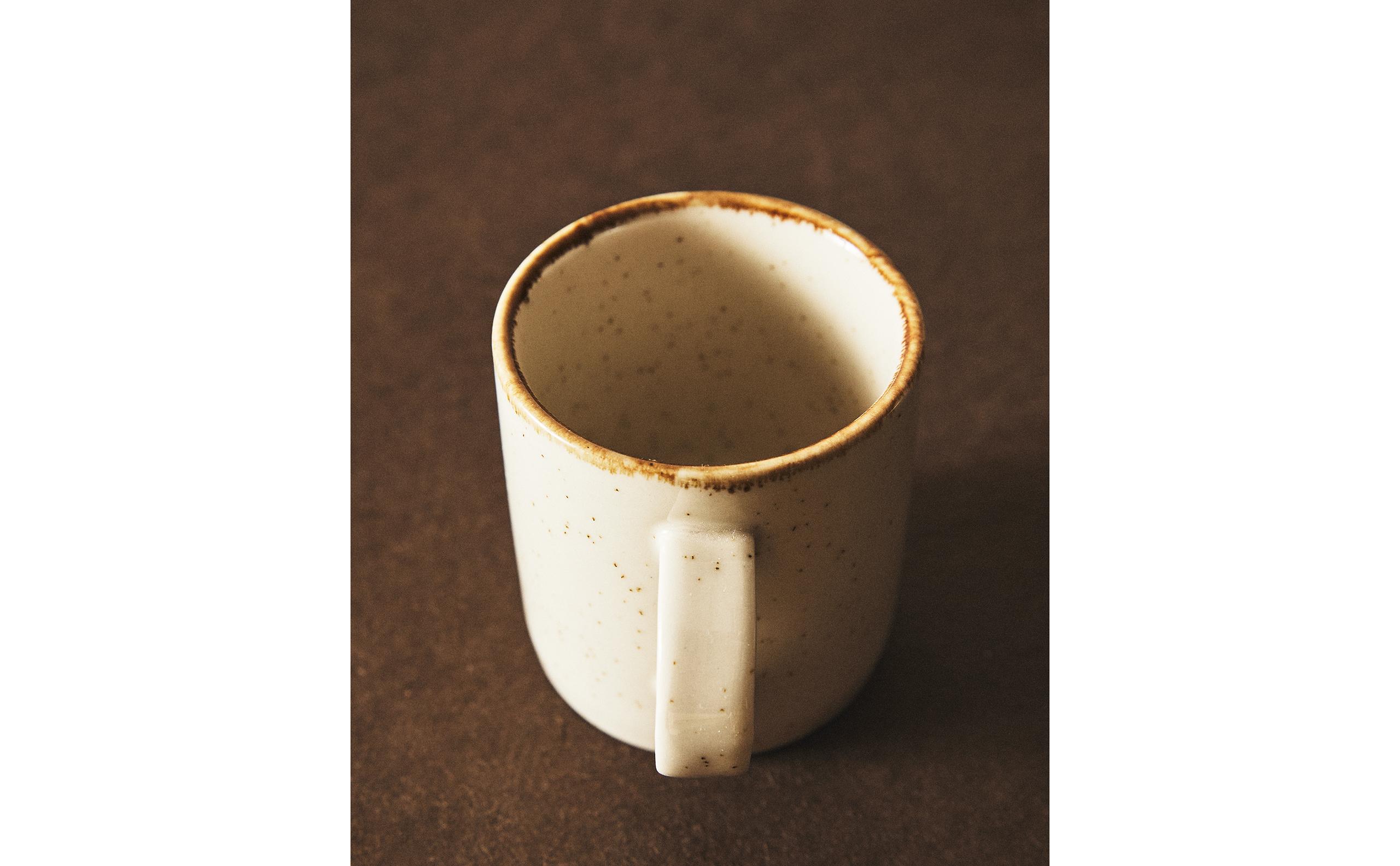 TAZA CARMEN FILO PORCELANA