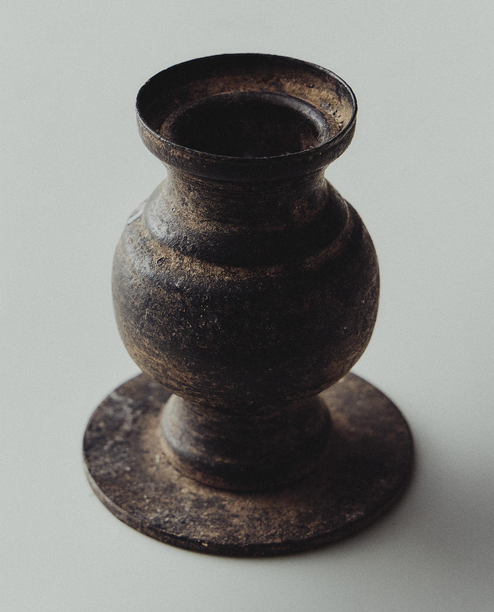 TALL IRON TEALIGHT HOLDER TALL IRON TEALIGHT HOLDER