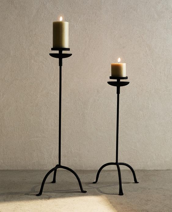TRIPOD CANDLESTICK | 22.4"