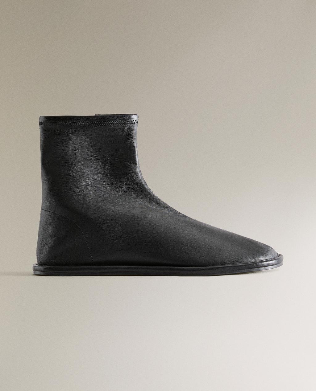 LEATHER ANKLE BOOTS