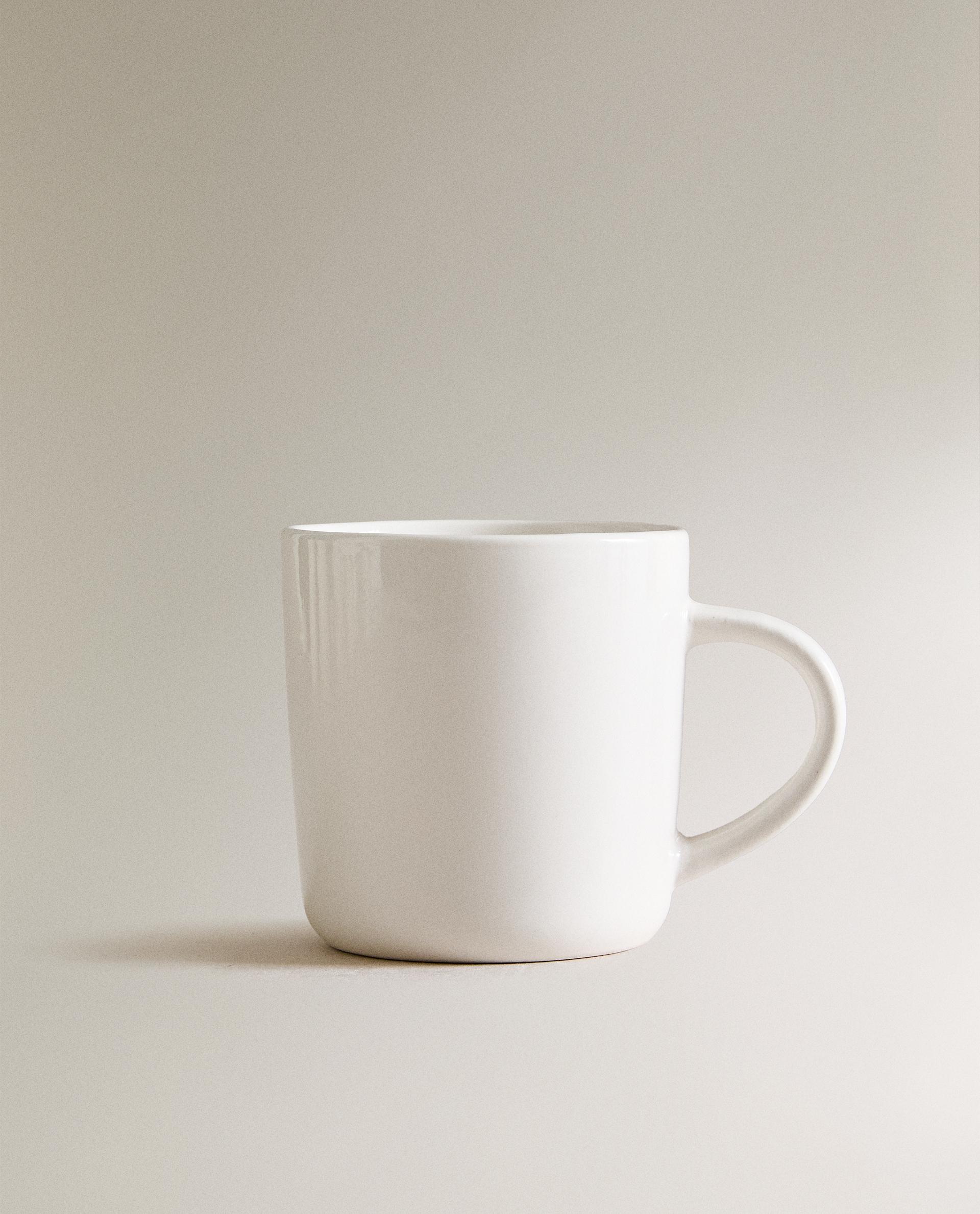 STONEWARE MUG