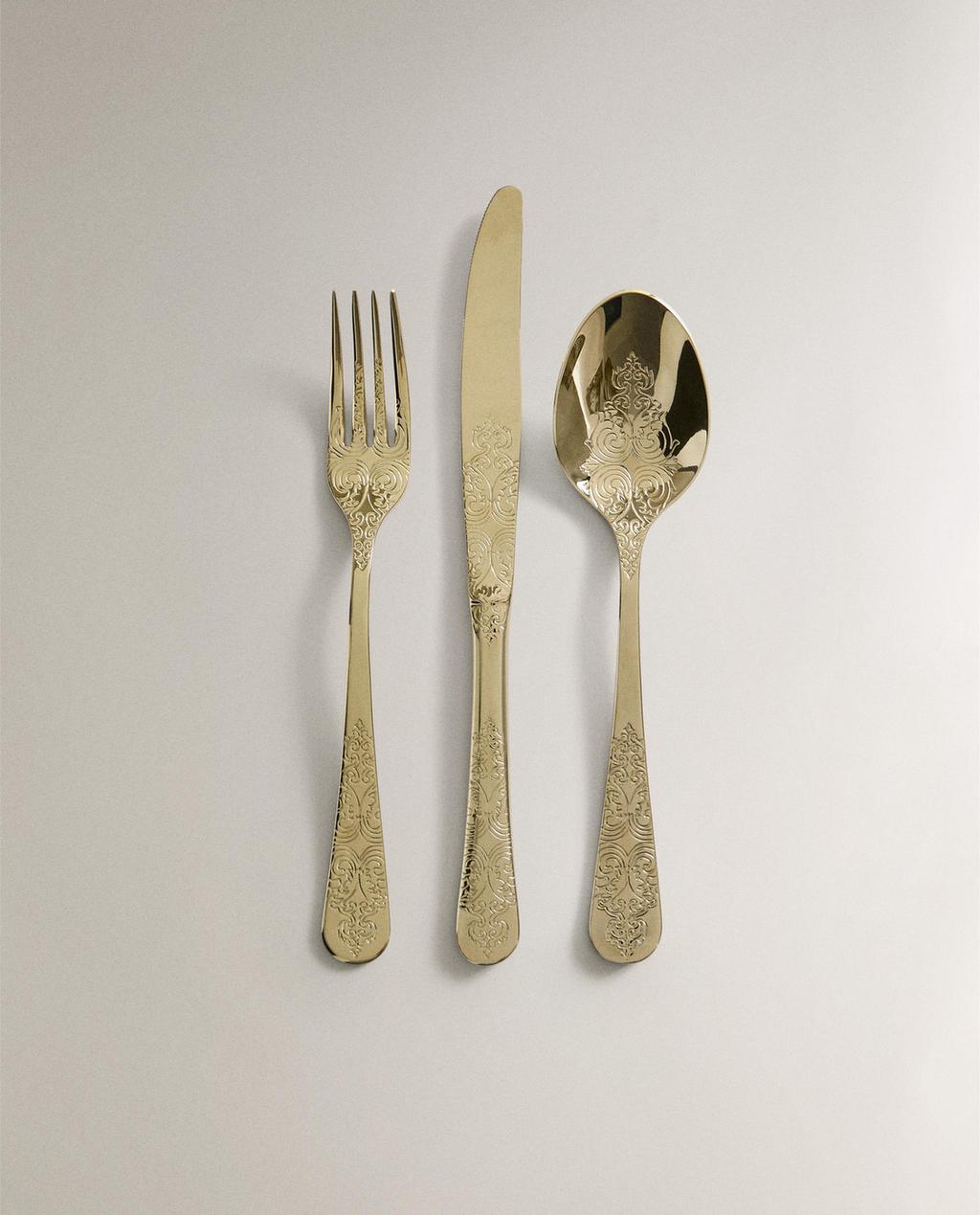 BESTICKSET MED PRÄGLADE DELAR BESTICKSET MED PRÄGLADE DELAR