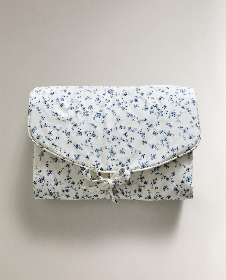 BLUE FLORAL BABY CHANGING MAT BLUE FLORAL BABY CHANGING MAT