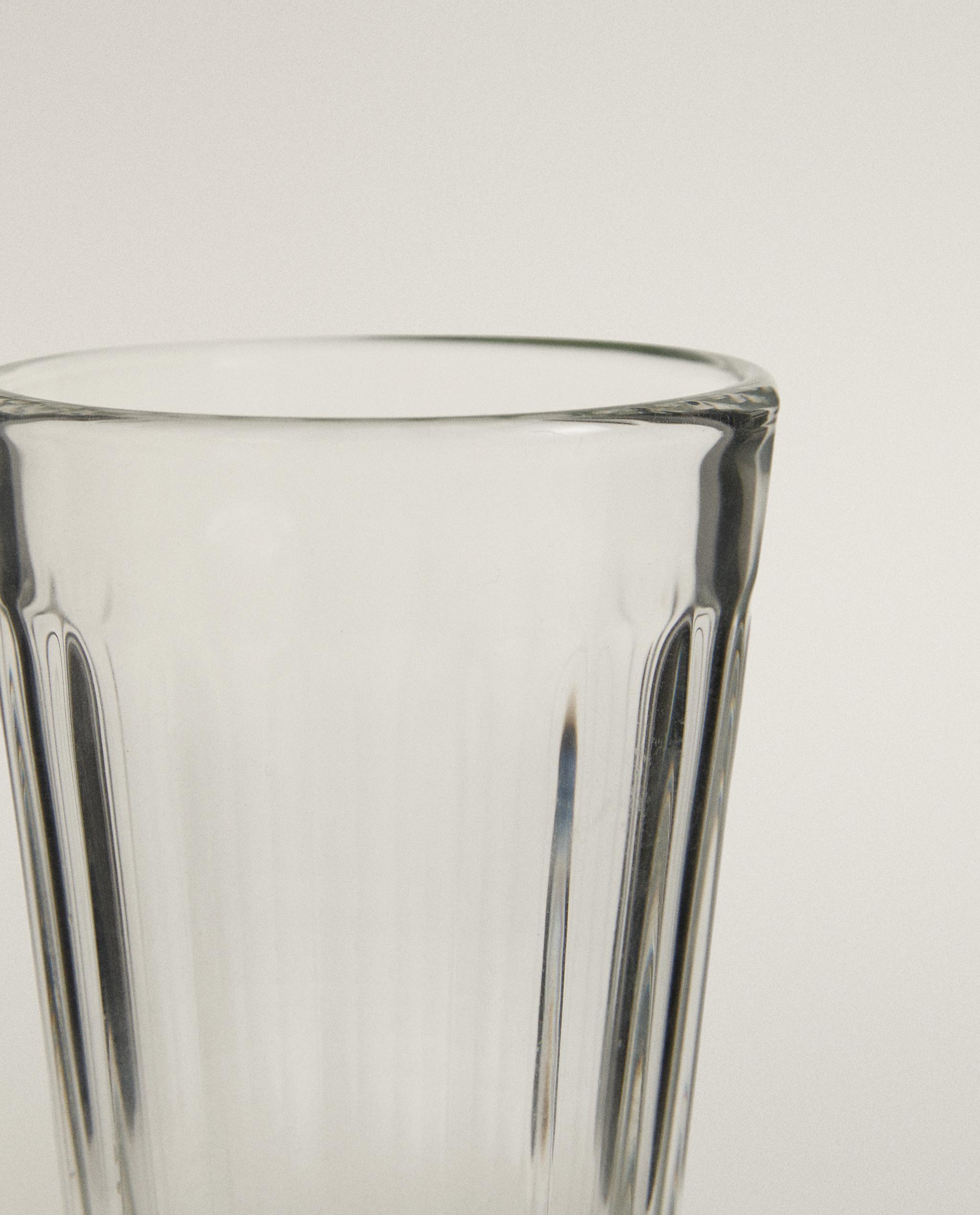 TUMBLER SET WITH RAISED DESIGN AND COLOURED BASE product thumbnail 5