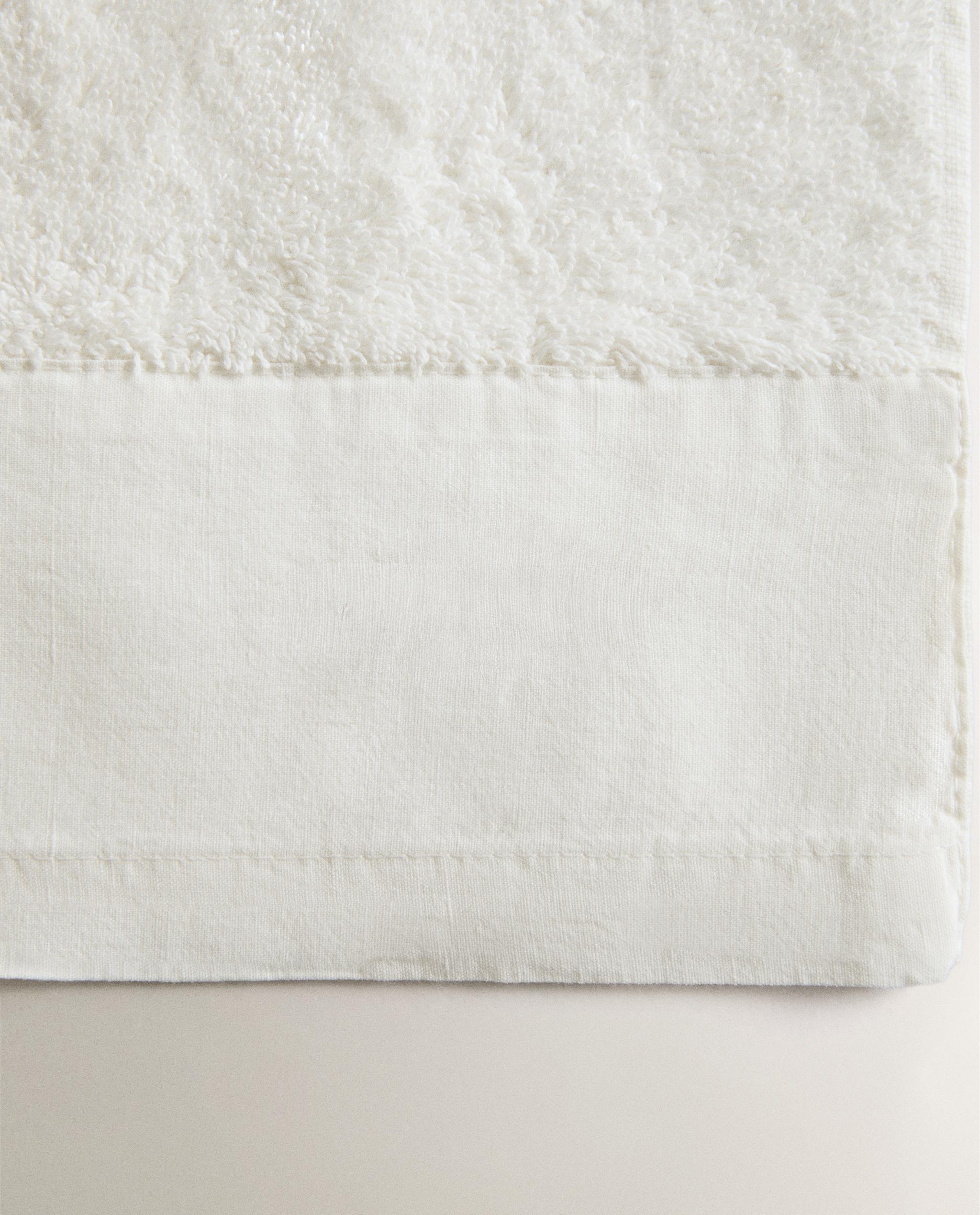 BATH TOWEL WITH LINEN APPLIQUÉ BORDER product thumbnail 8