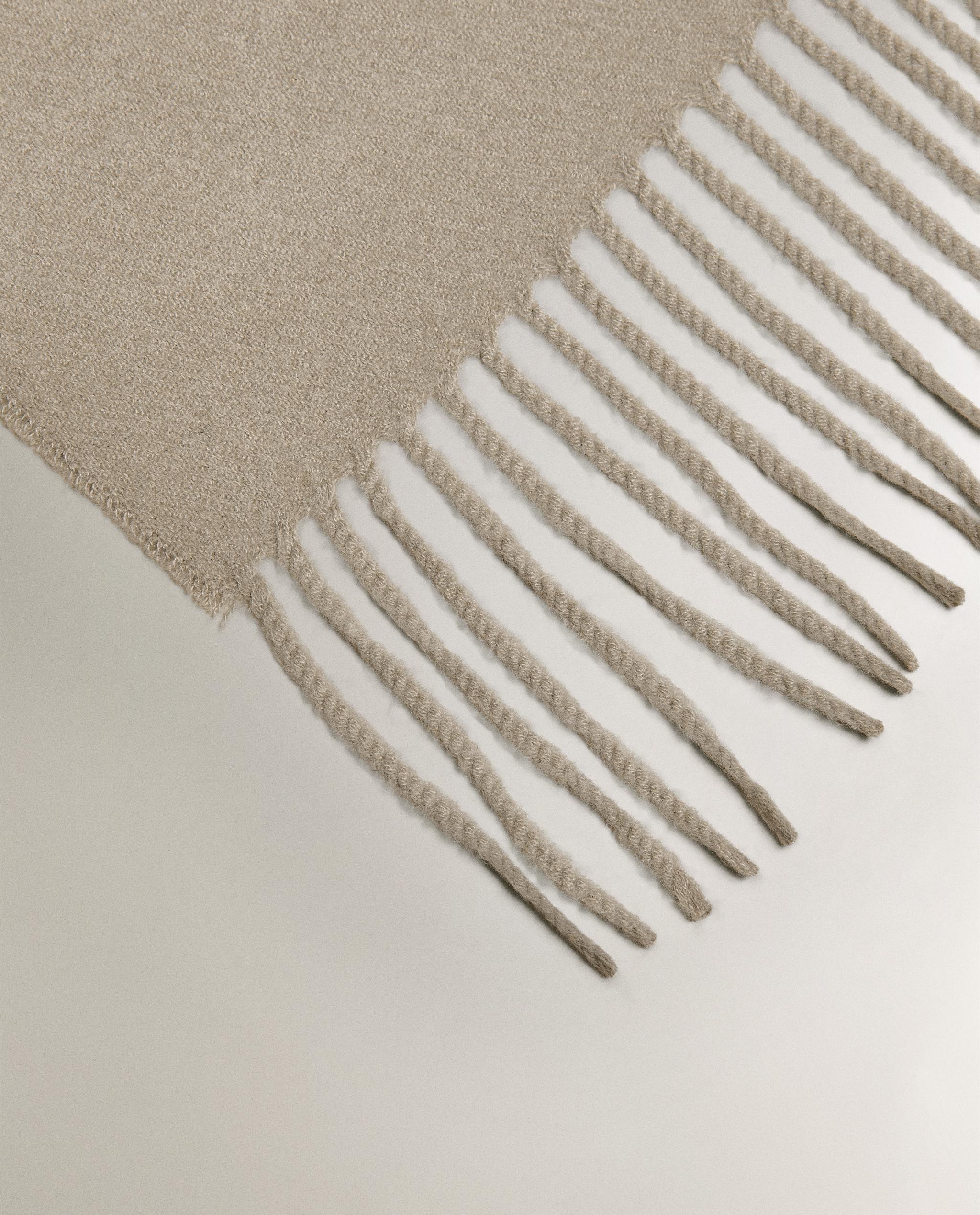 ソフトフリンジ ブランケット | Zara Home 日本/Japan