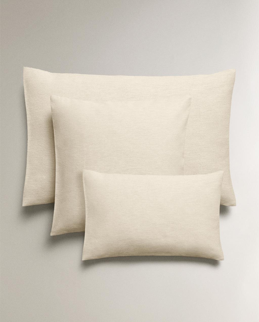 PLAIN CUSHION COVER PLAIN CUSHION COVER