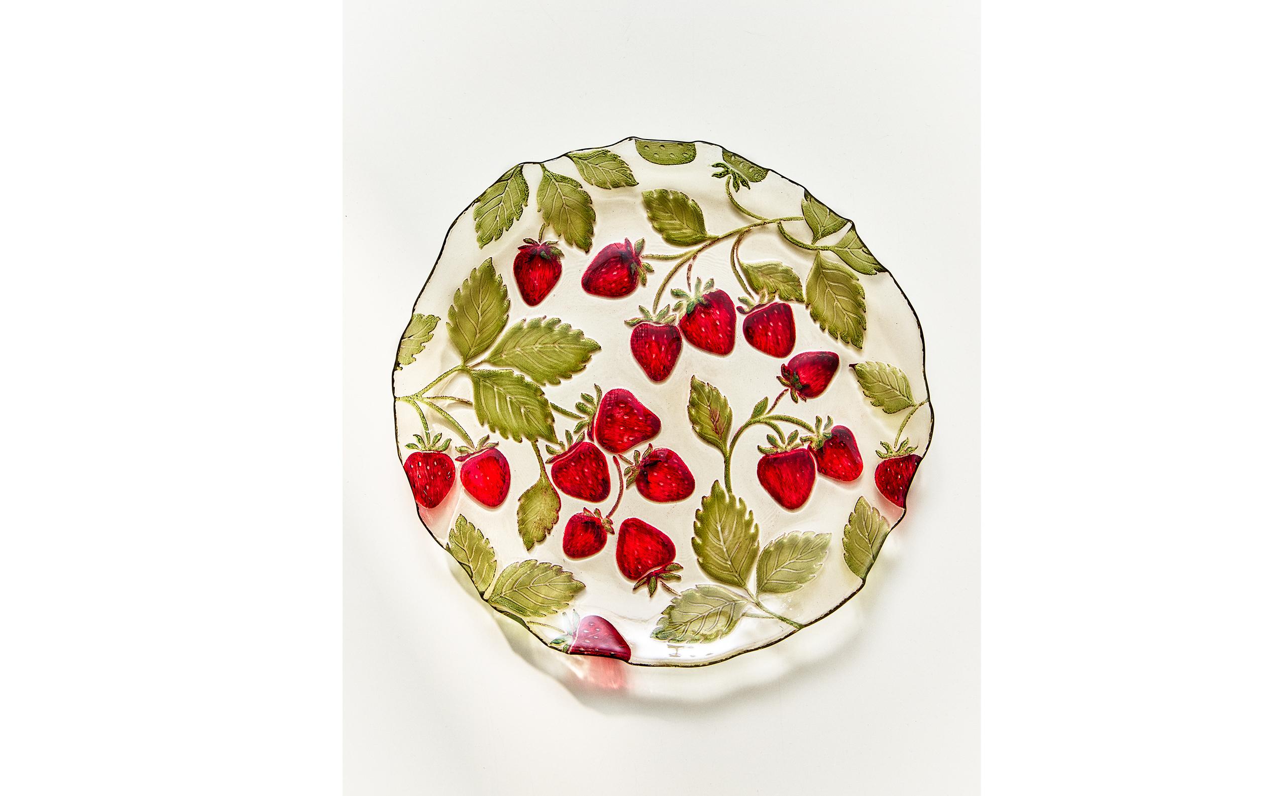 STRAWBERRY GLASS DINNER SET product thumbnail 8