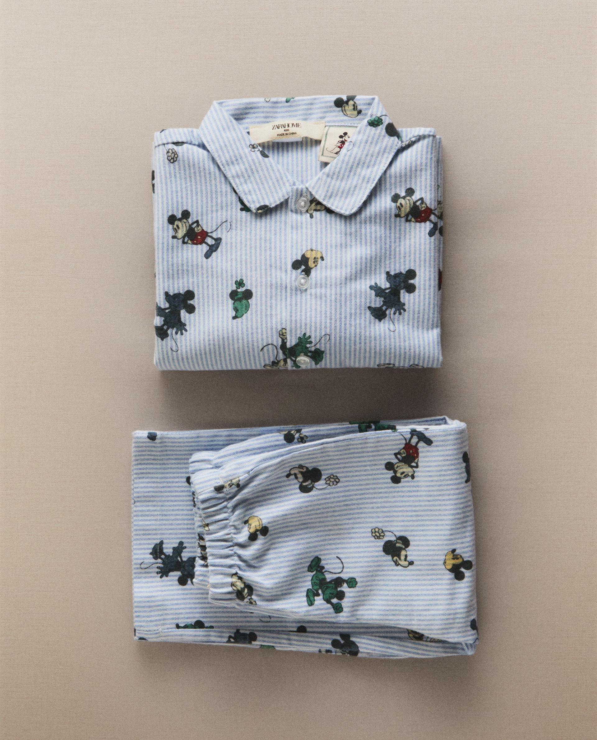 PYJAMA ENSEMBLE ENFANT EN FLANELLE MICKEY & MINNIE ©DISNEY PYJAMA ENSEMBLE ENFANT EN FLANELLE MICKEY & MINNIE ©DISNEY