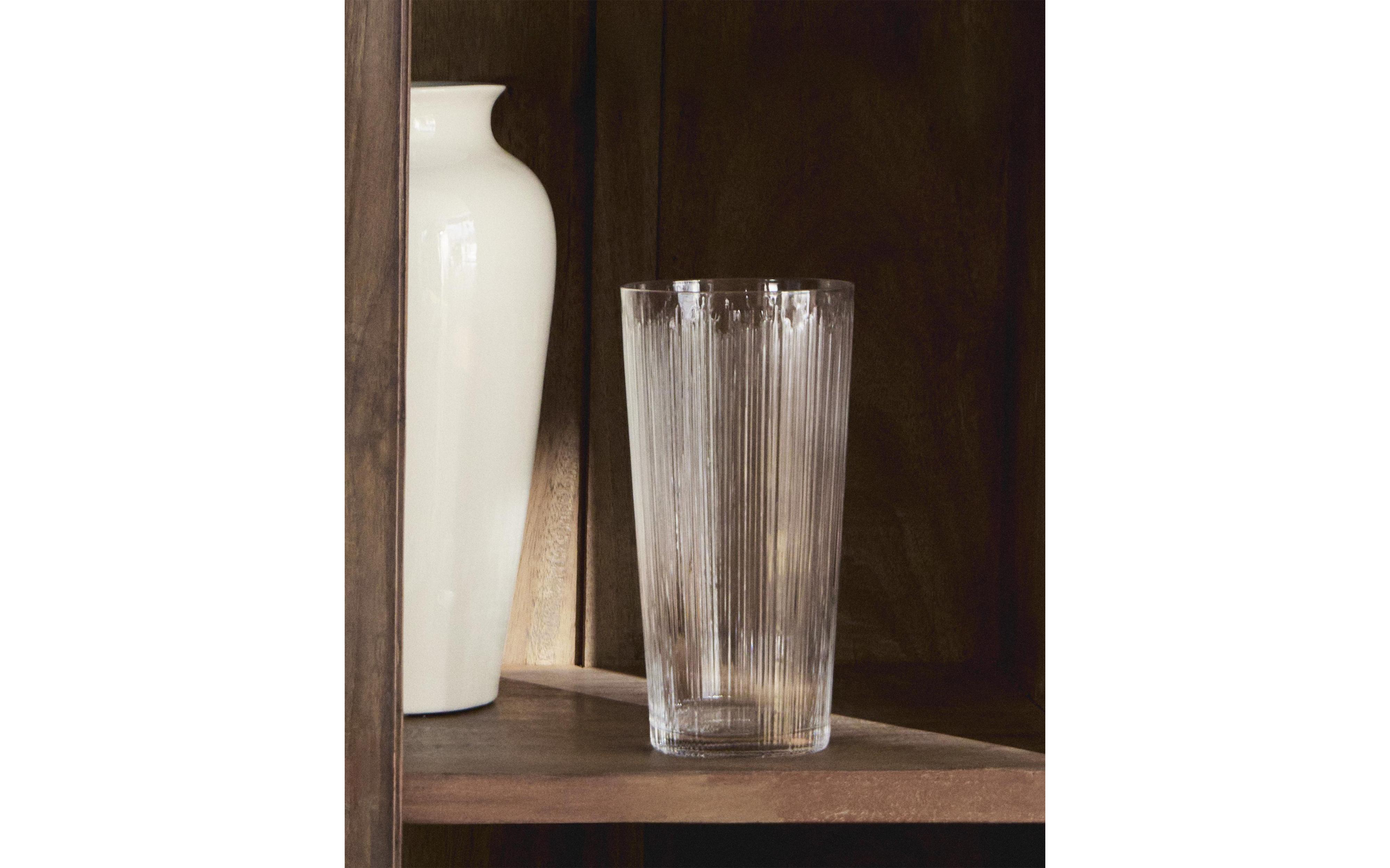 DECORATIVE TALL GLASS VASE product thumbnail 8