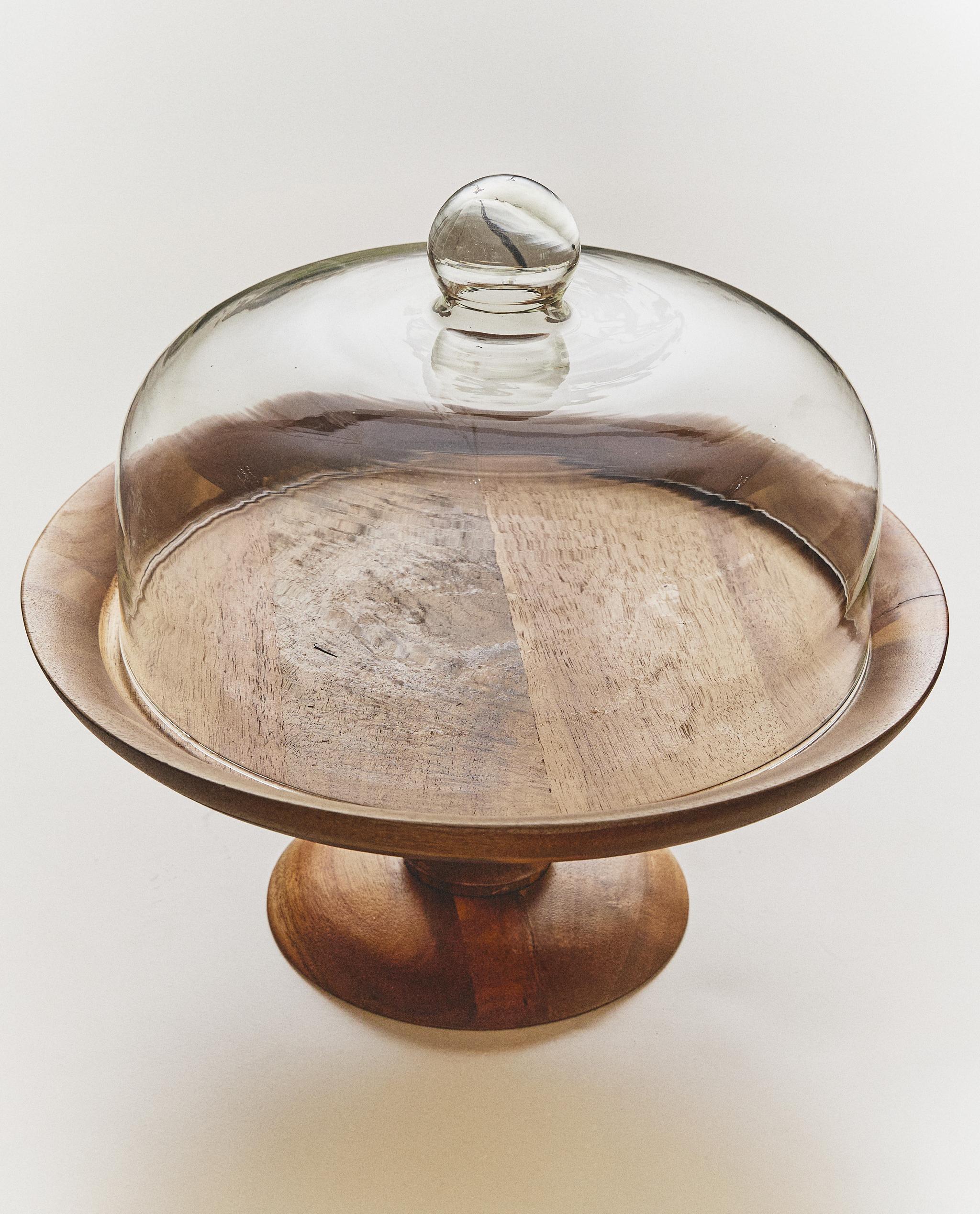 WOODEN CAKE STAND