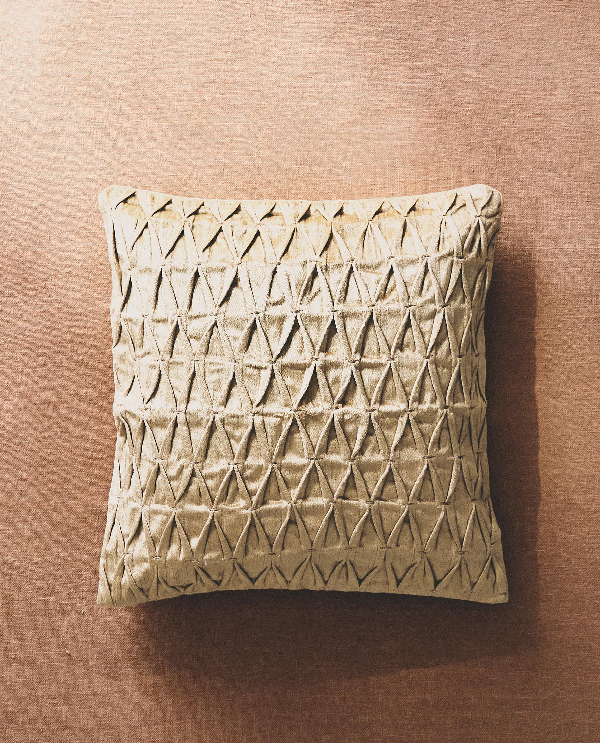 装飾ソファークッションカバー | Zara Home 日本/Japan | 最新