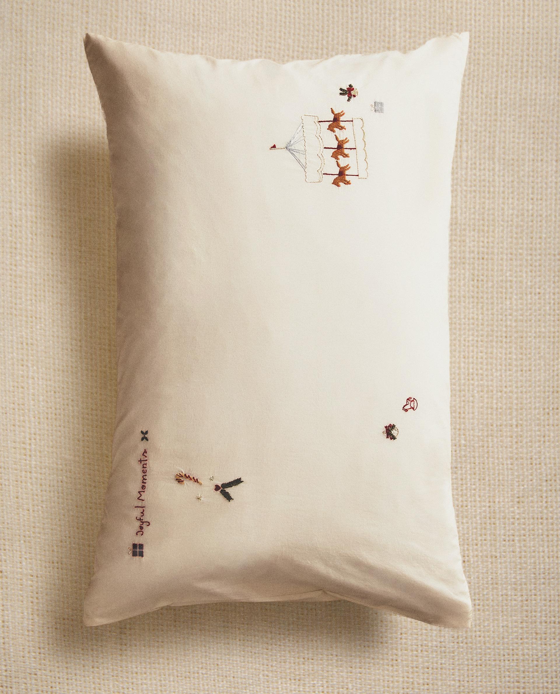 ZARA  ザラホーム クリスマスクッション2点セット ZARA HOME ザラホーム クリスマスクッション2点セット