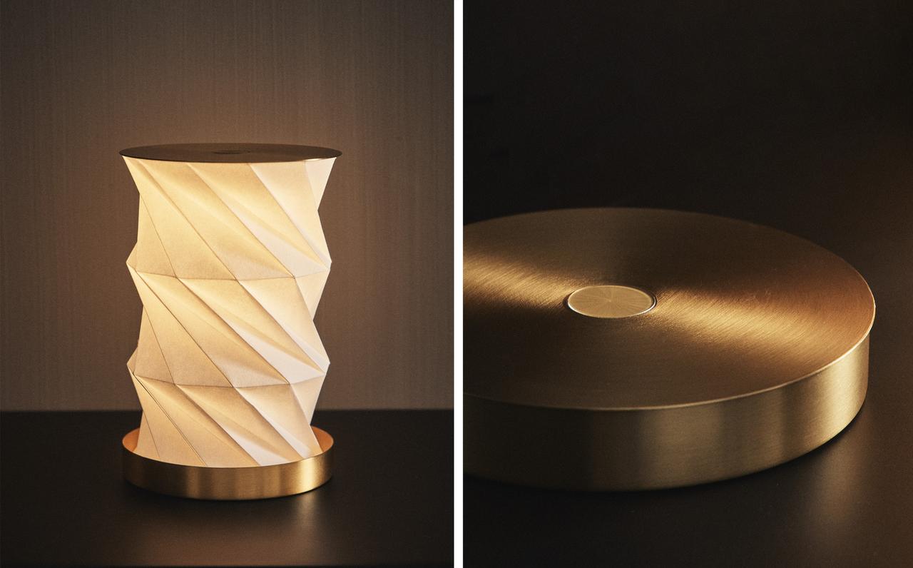 WIRELESS FOLDABLE METAL LAMP WIRELESS FOLDABLE METAL LAMP