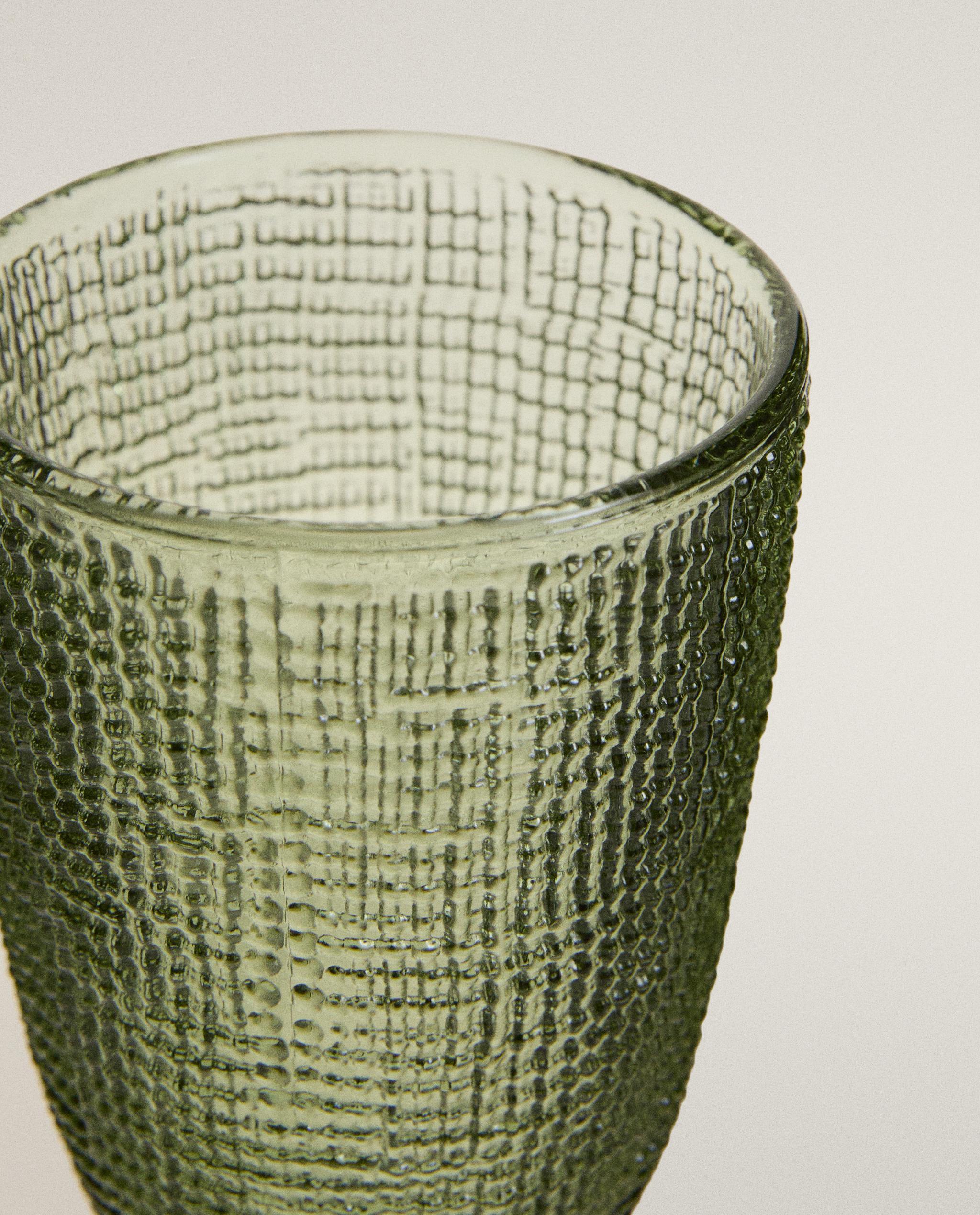 RAISED DESIGN WINE GLASS product thumbnail 6