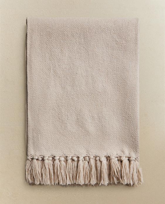 MANTA COM FRANJAS MANTA COM FRANJAS