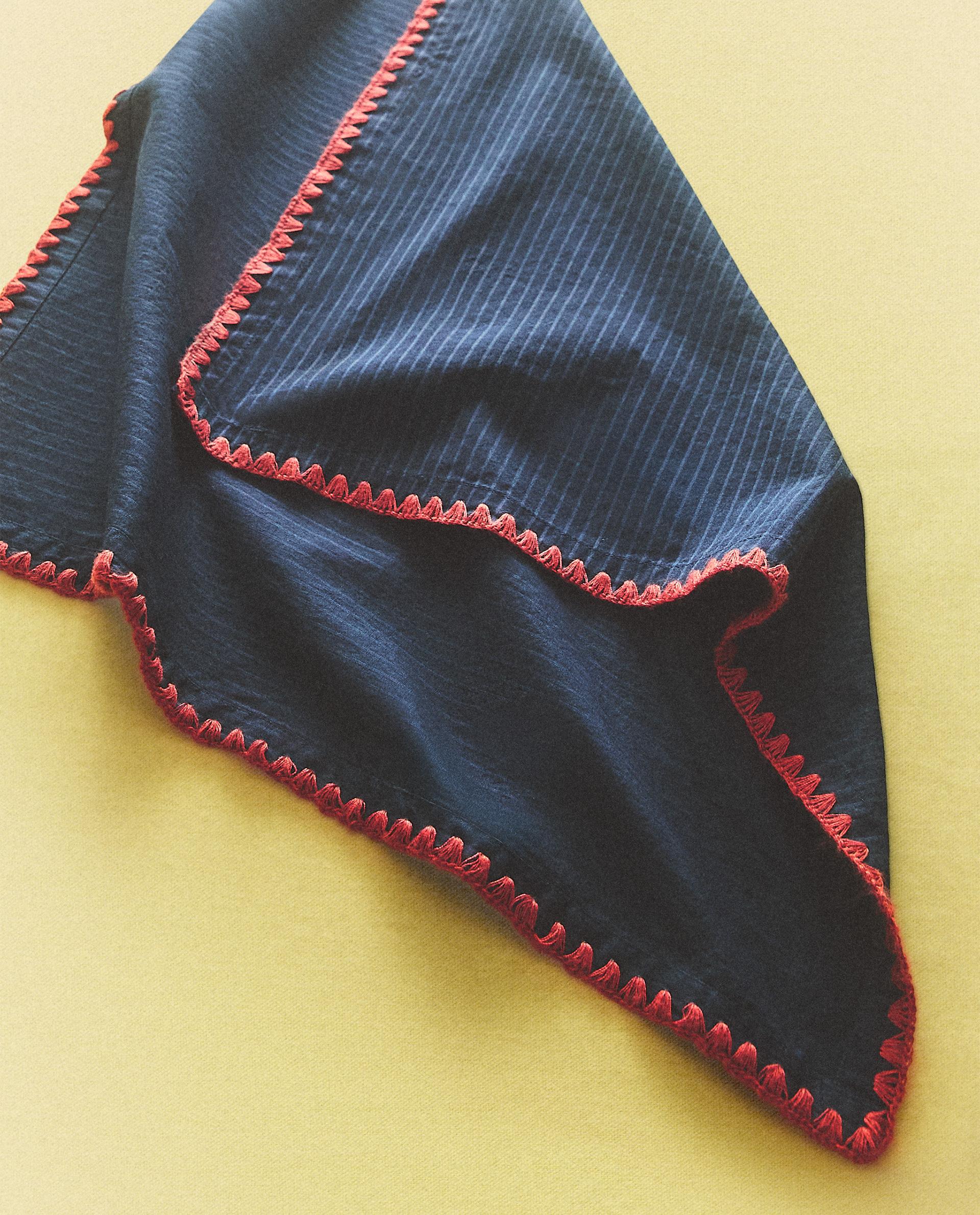 KIDS' STITCH BEACH BANDANA KIDS' STITCH BEACH BANDANA