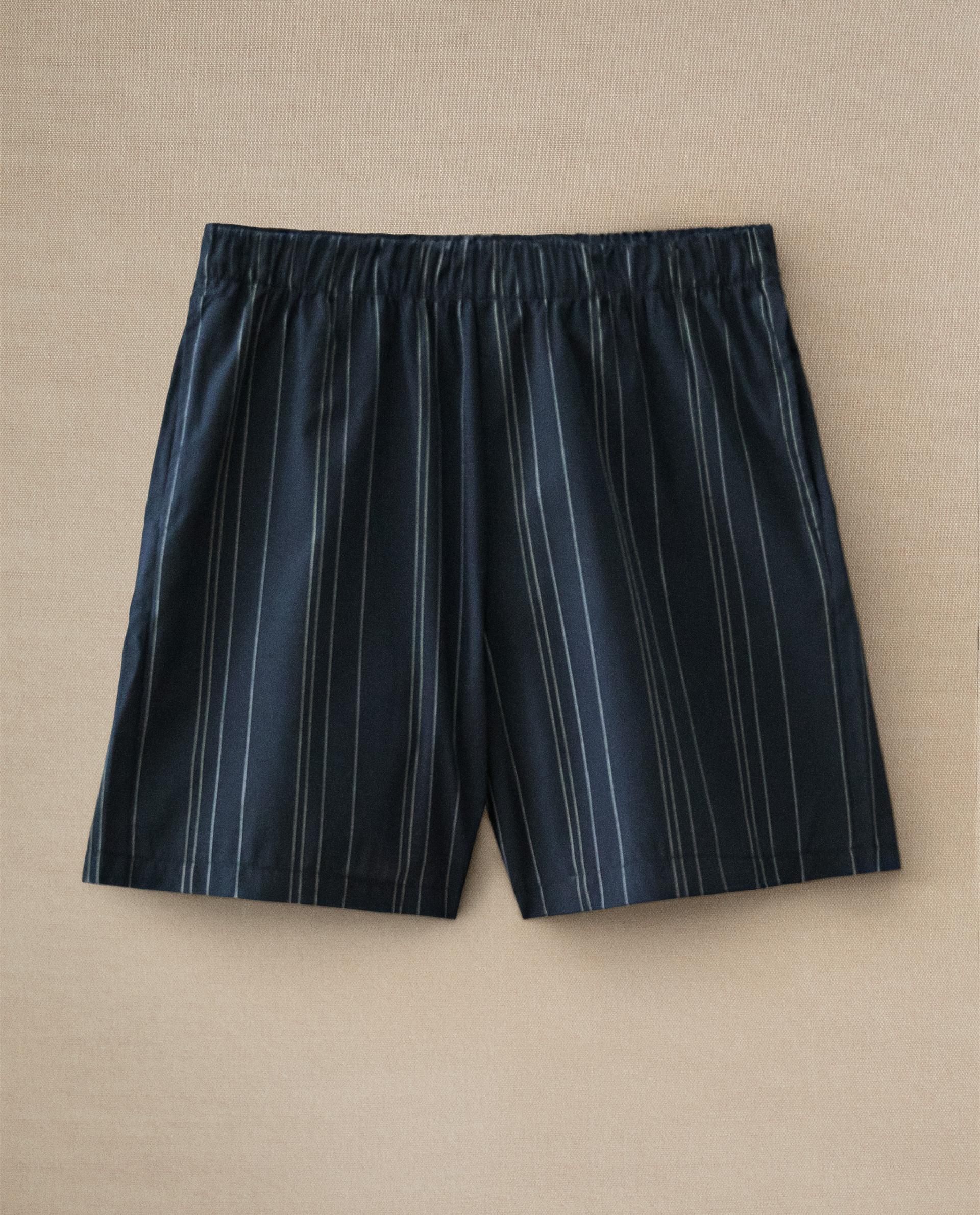 SHORT LISTRADO EM ALGODÃO