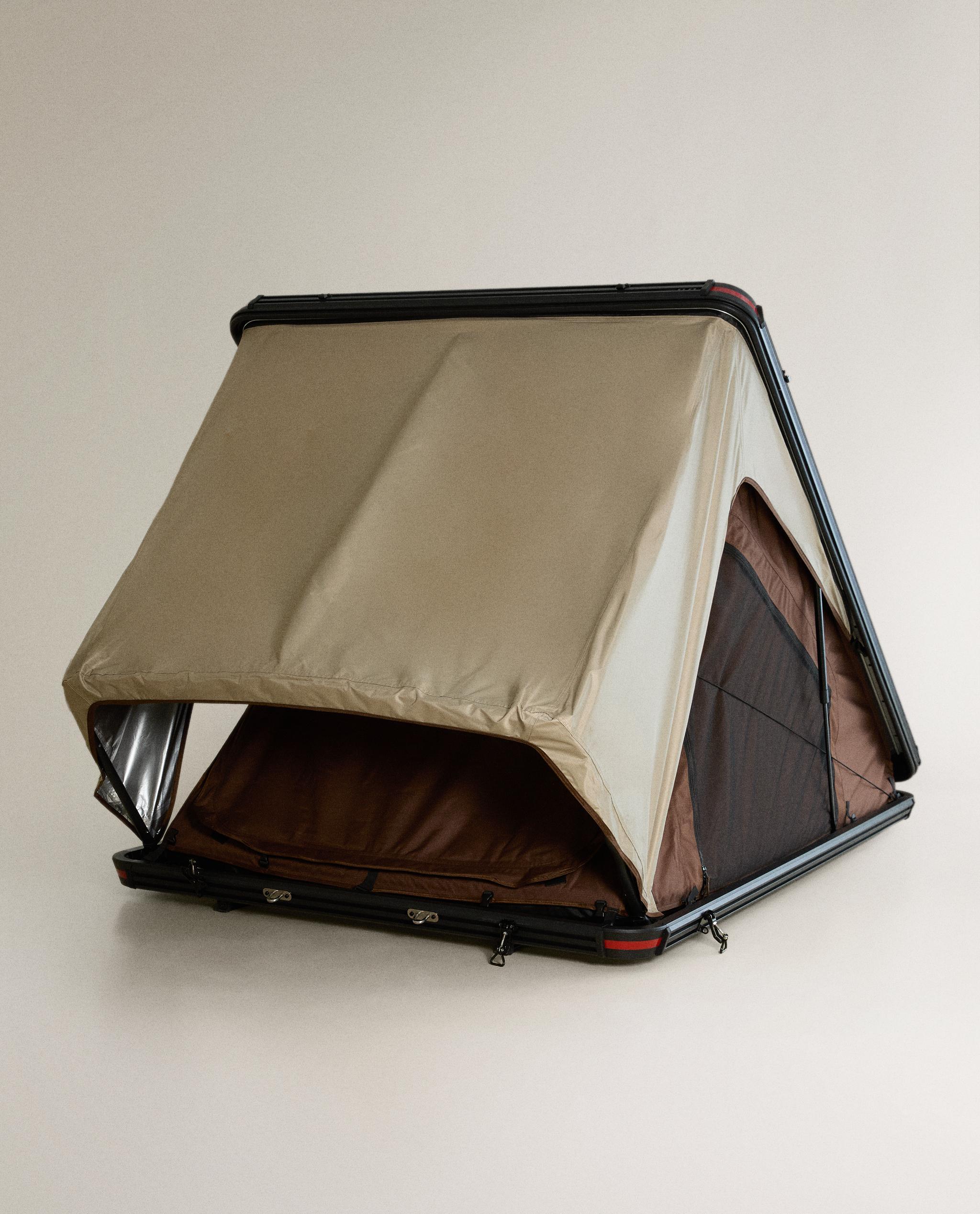 CAR ROOF TENT AND TREKKING BOOTS product thumbnail 8