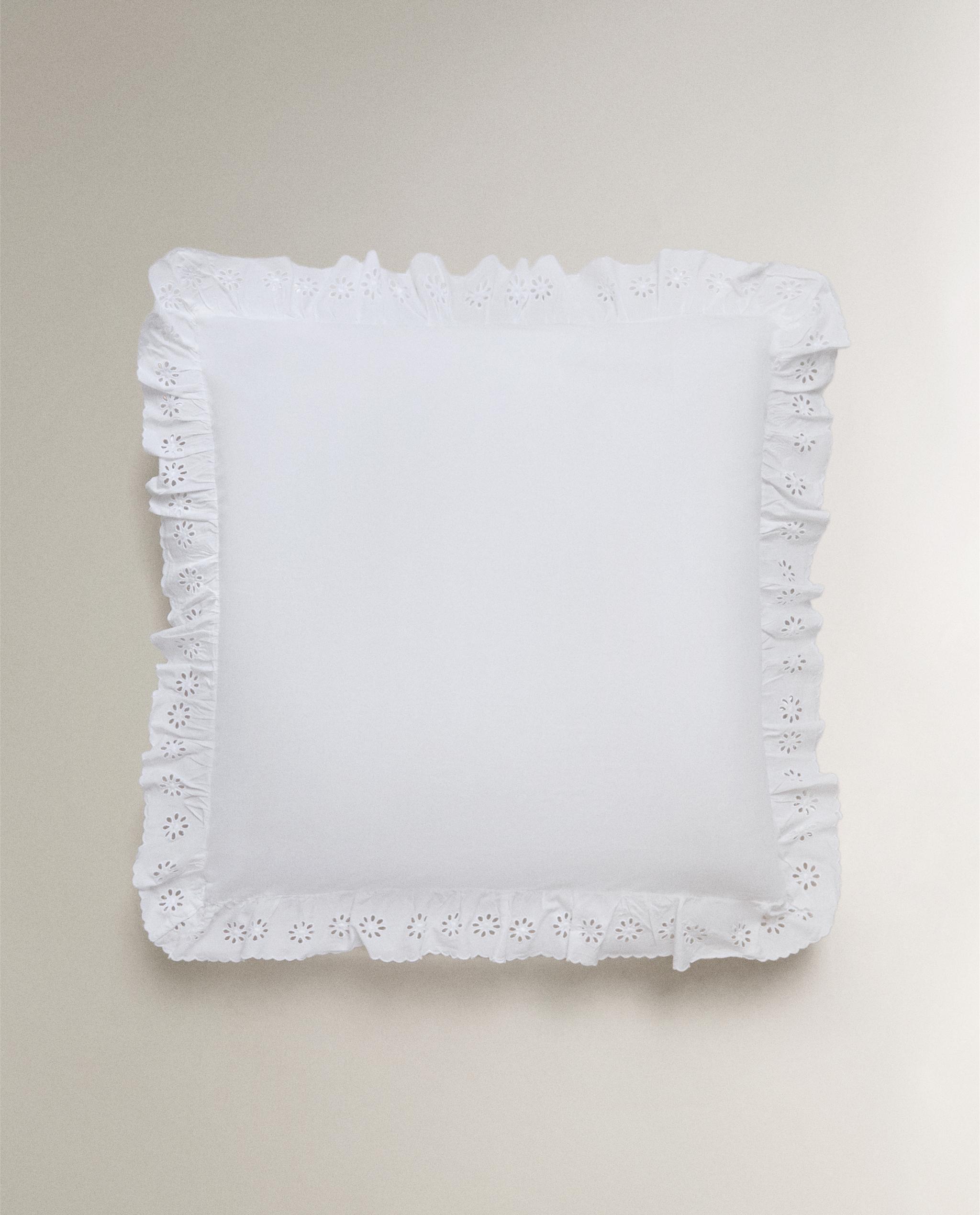 RUFFLED COTTON PILLOWCASE product thumbnail 6
