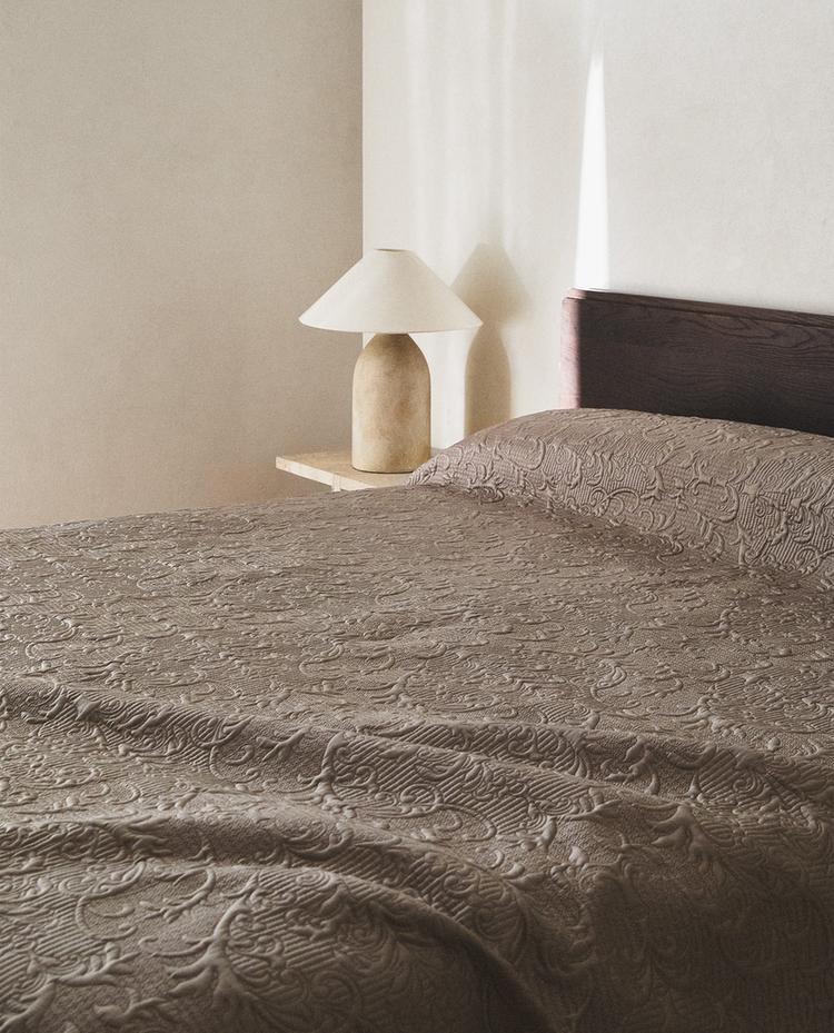 EDREDON ACOLCHADO RELIEVE