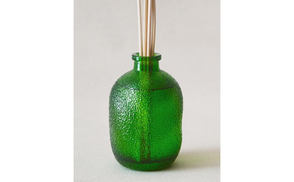 (180 ML) AMBIENTADOR DE BASTONETS YUZU & MUSK