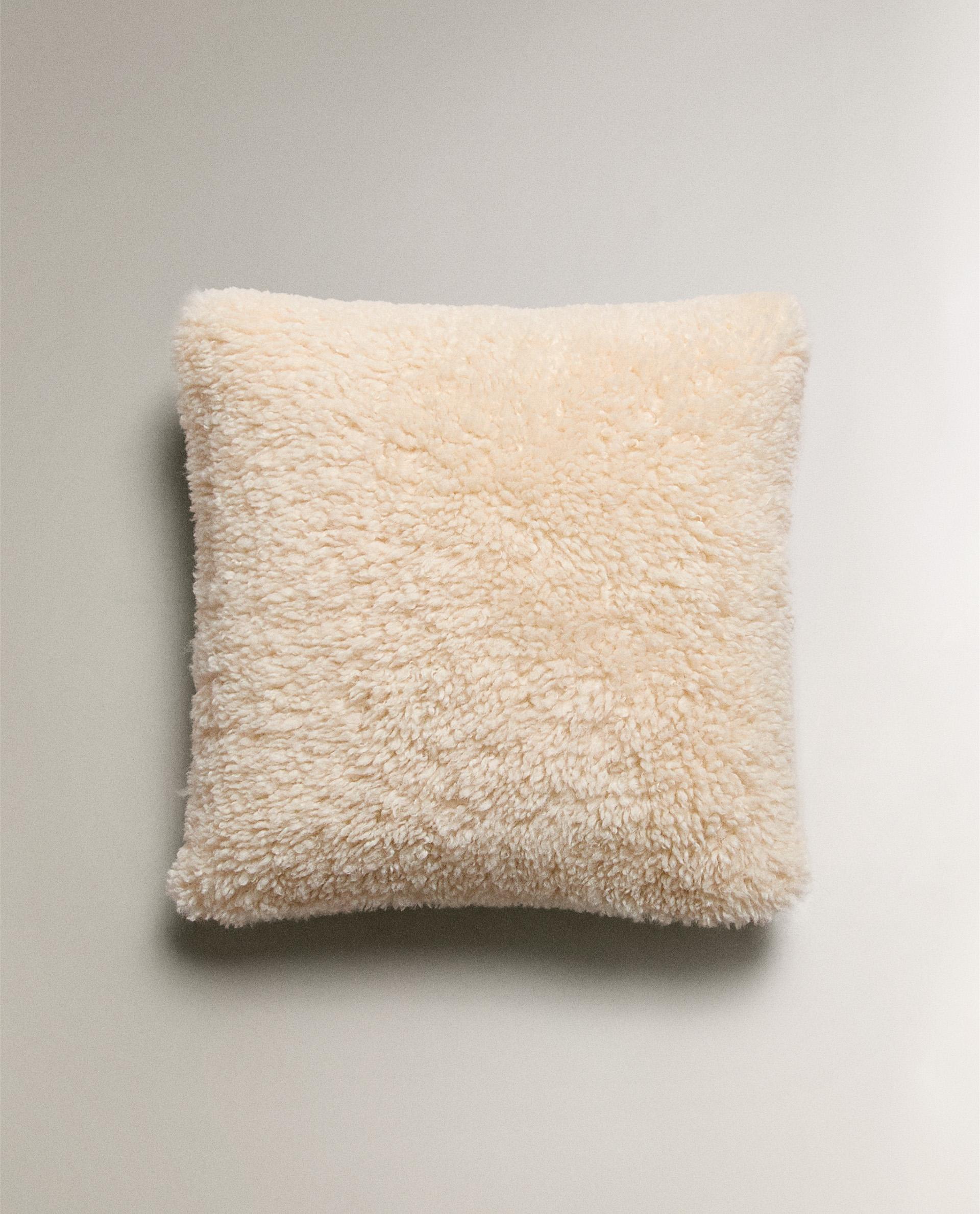 FAUX SHEARLING THROW PILLOW COVER