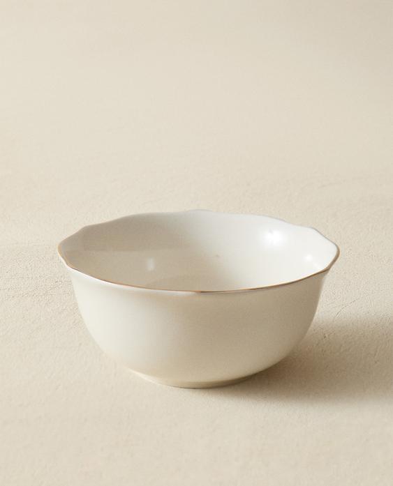 PORCELAIN BOWL WITH RIM DETAIL