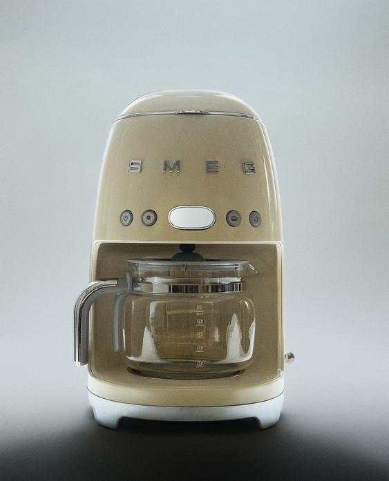 MÁQUINA DE CAFÉ GOTEJAMENTO PROGRAMÁVEL SMEG