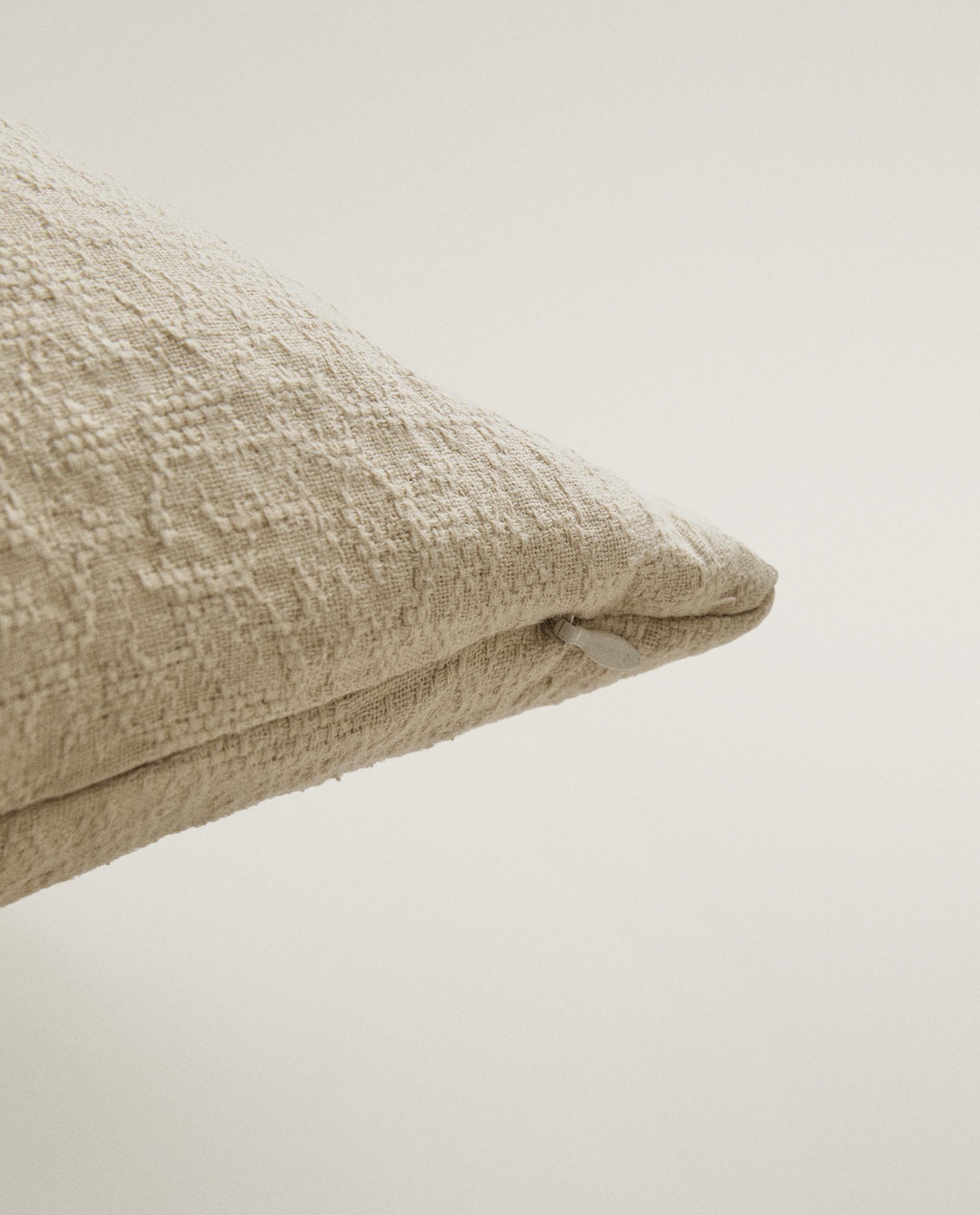 COTTON JACQUARD CUSHION COVER product thumbnail 7