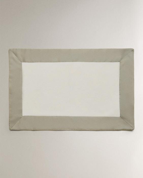 ALFOMBRA BAÑO BANDA TEJIDA