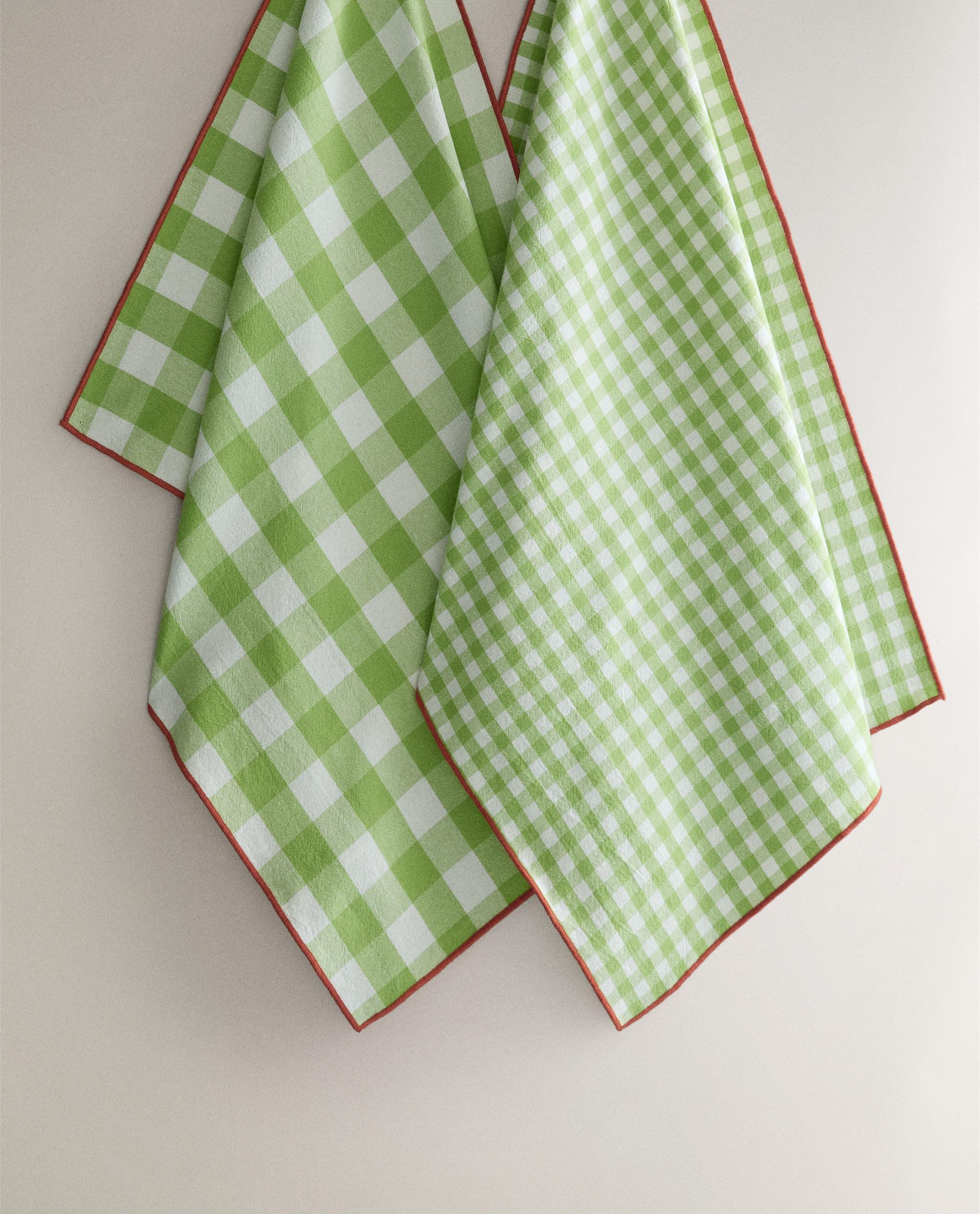 PACK OF CHECK TEA TOWELS (PACK OF 2) product thumbnail 2