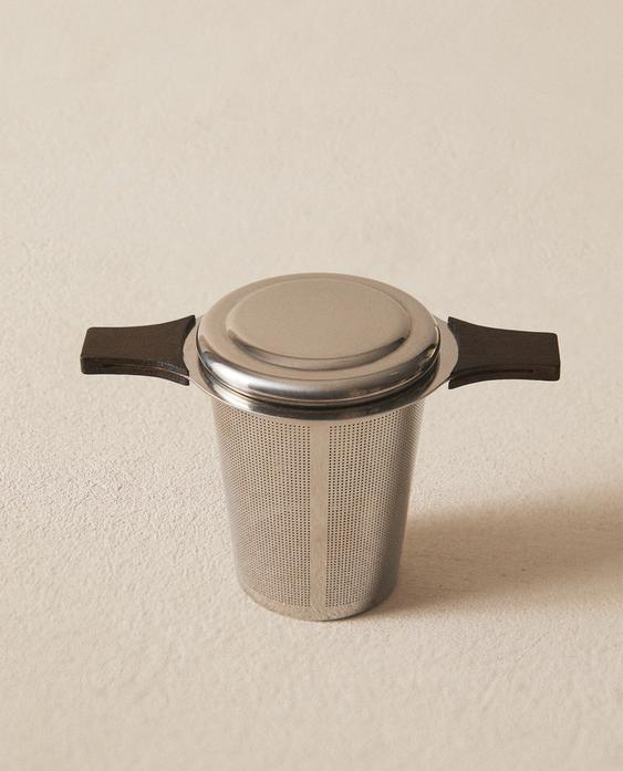 TEA INFUSER WITH LID TEA INFUSER WITH LID